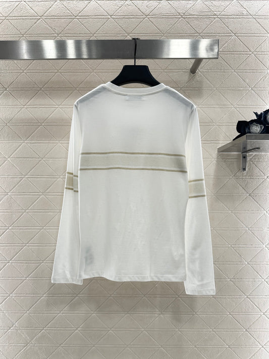 Di 25 Embroidered letters cotton long sleeves