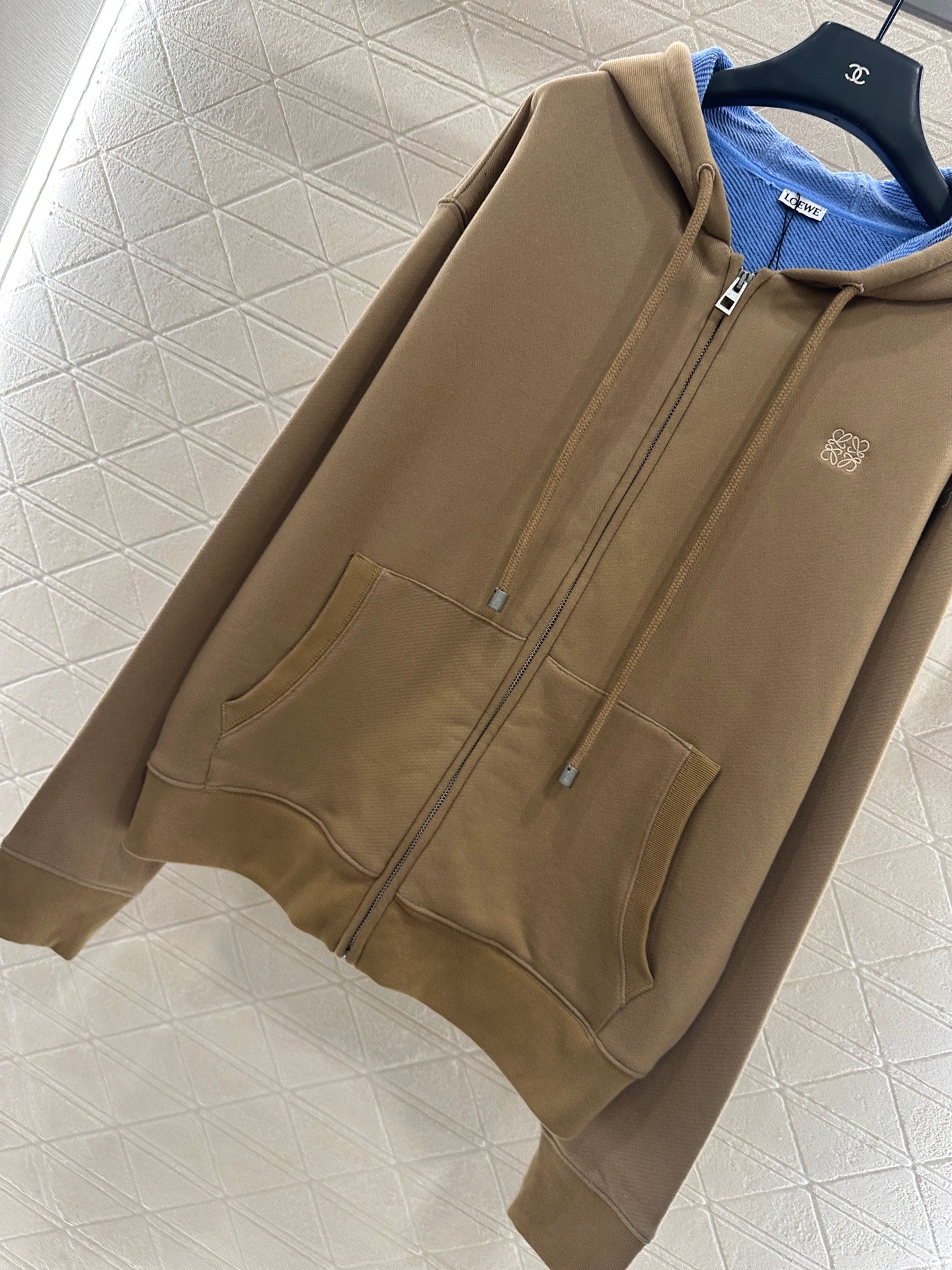 Lo 25 Hooded zip-up sweatshirt