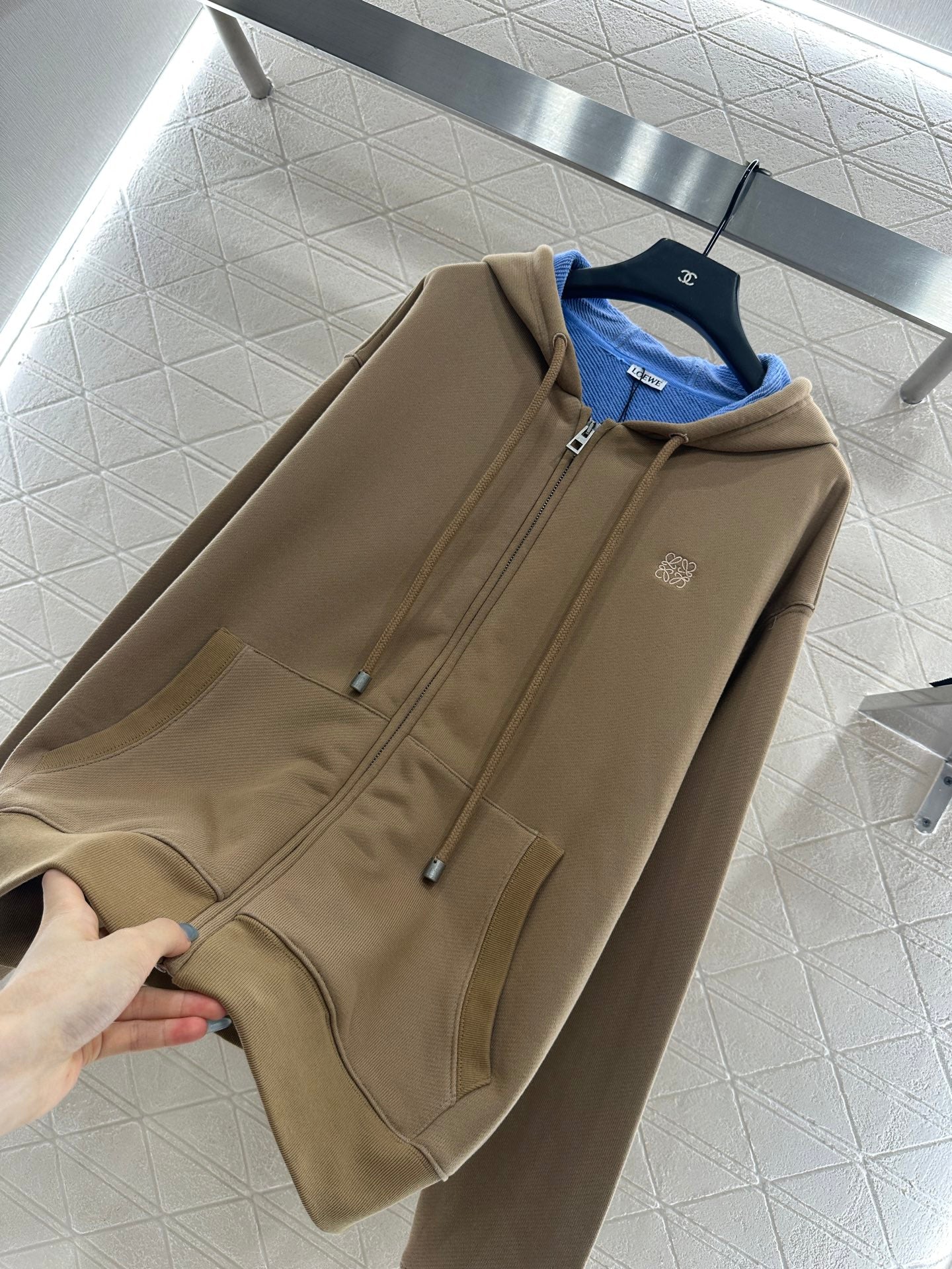 Lo 25 Hooded zip-up sweatshirt