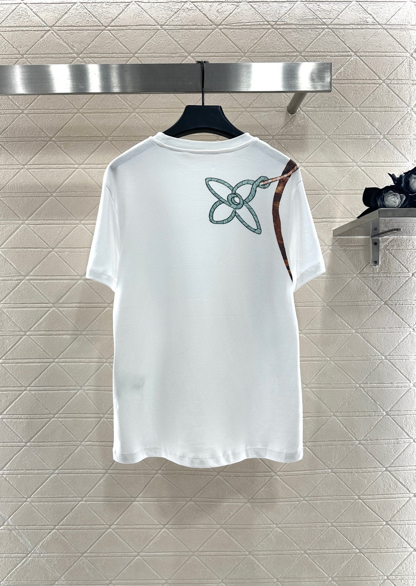 L 25 Chain round neck printed short sleeves