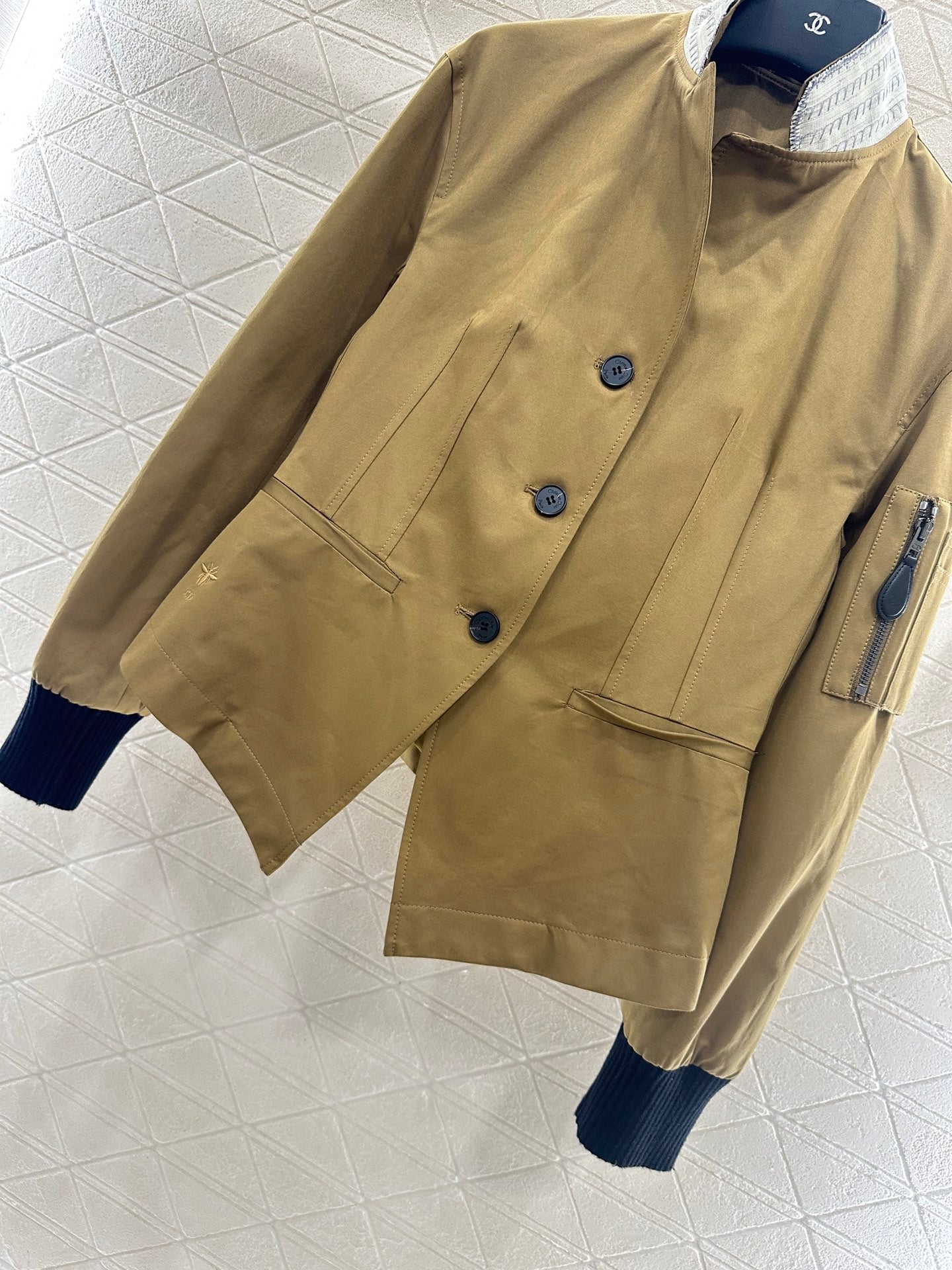 Di 25 Stand collar slim fit jacket
