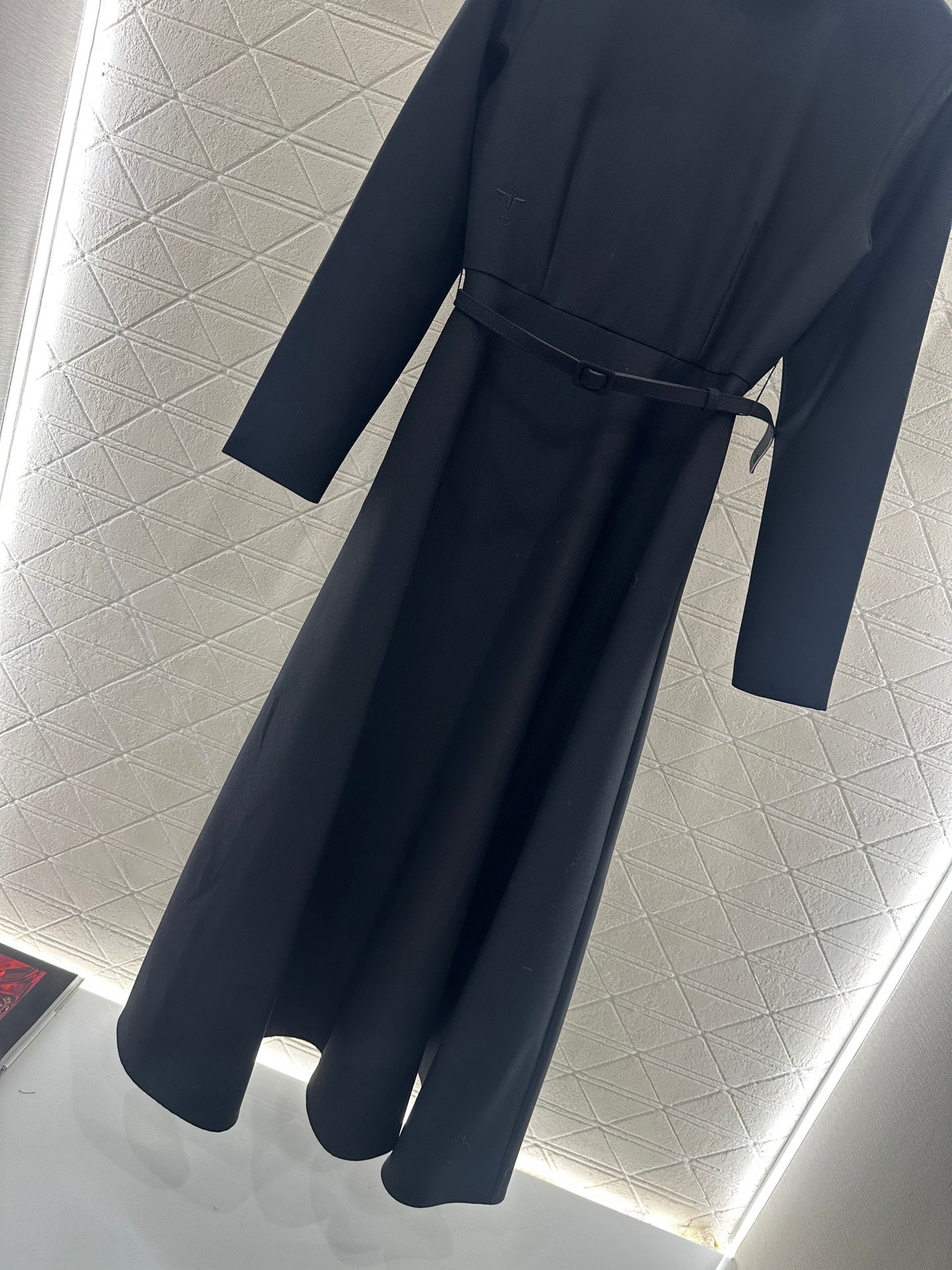 Di 25 Pearl embellished belt dress