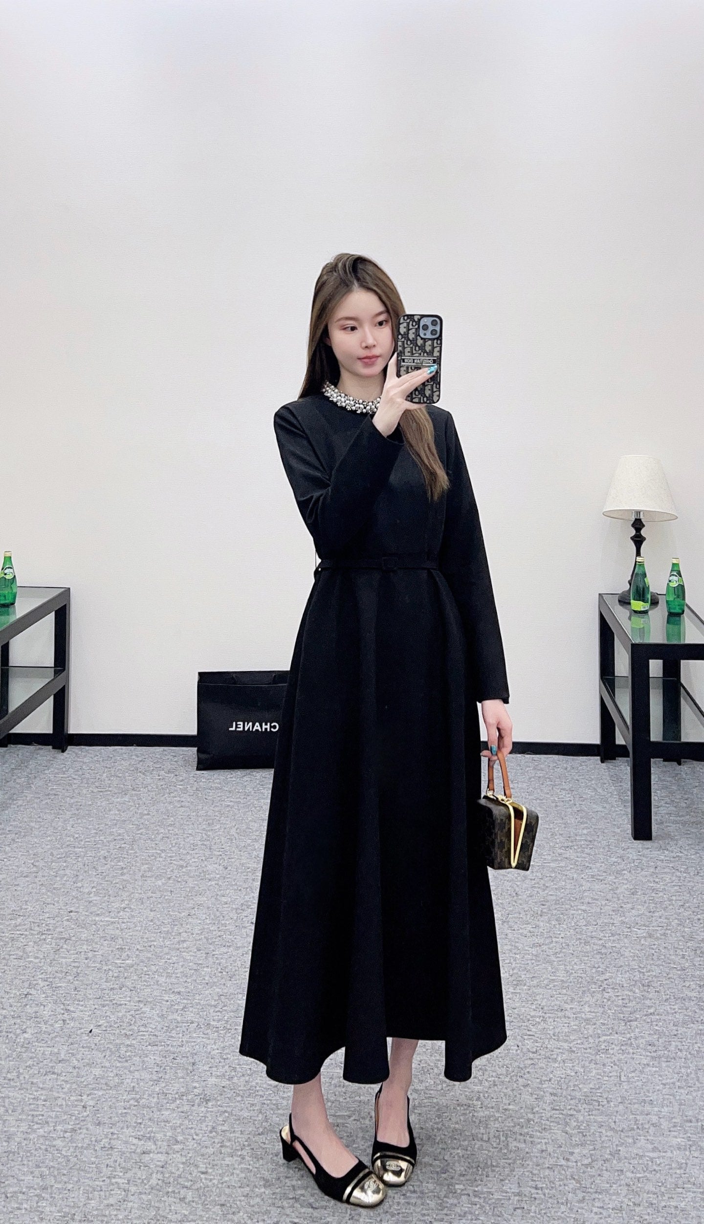 Di 25 Pearl embellished belt dress