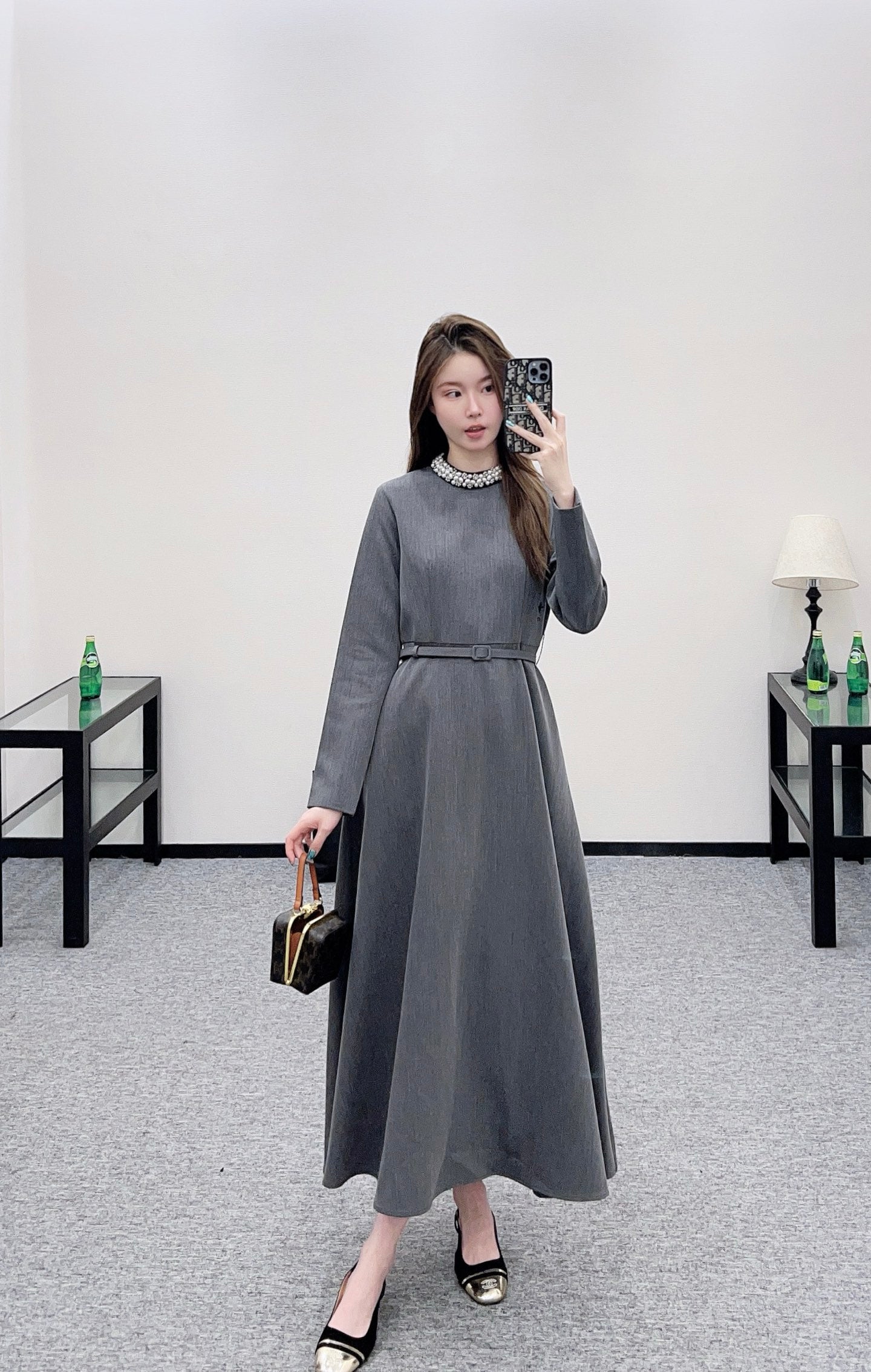 Di 25 Pearl embellished belt dress
