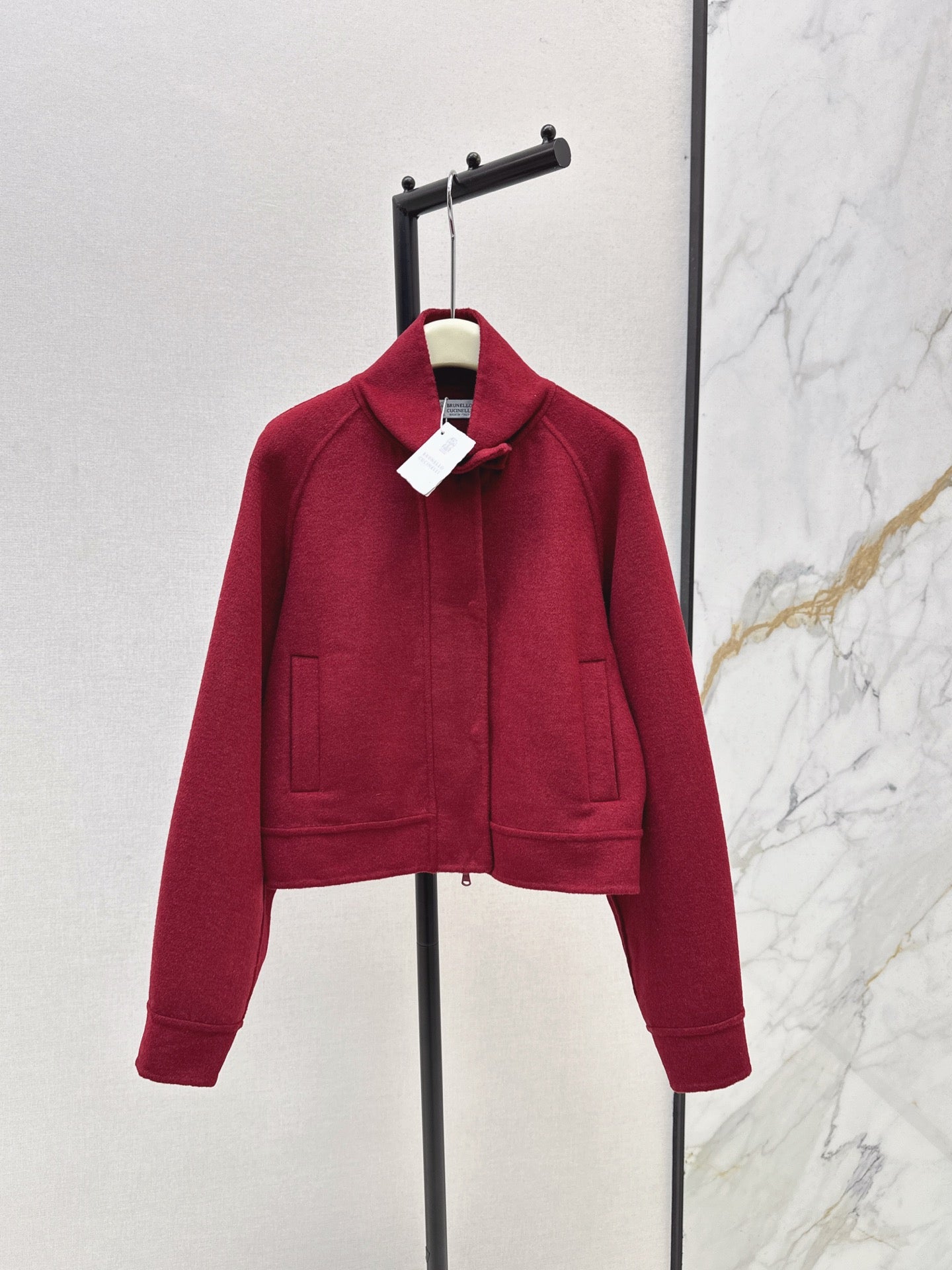 Bru 25 New wool short coat