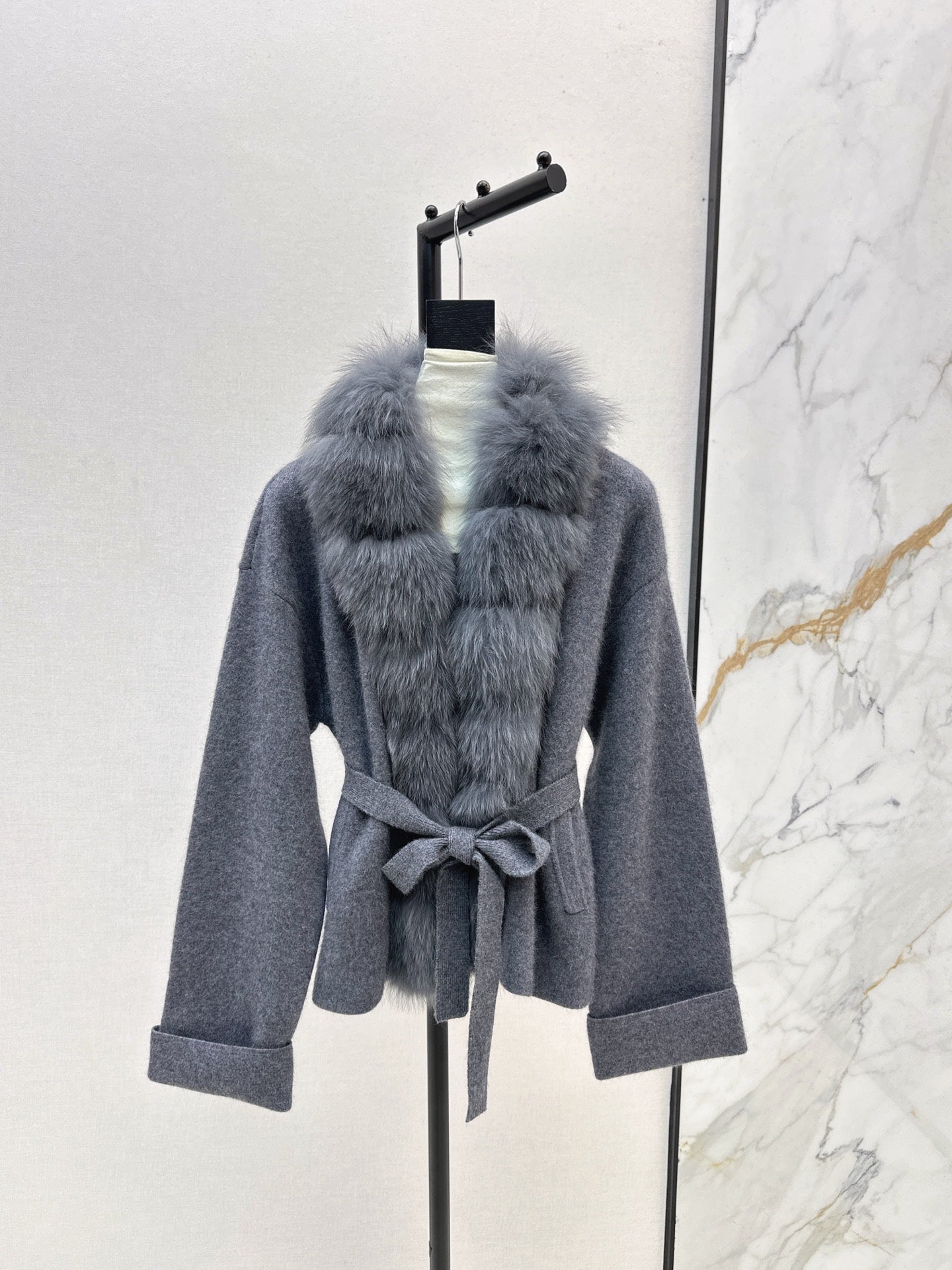 Fen 25 New Fox Fur Trimmed Knitted Jacket(BROWN/WHITE/GRAY)