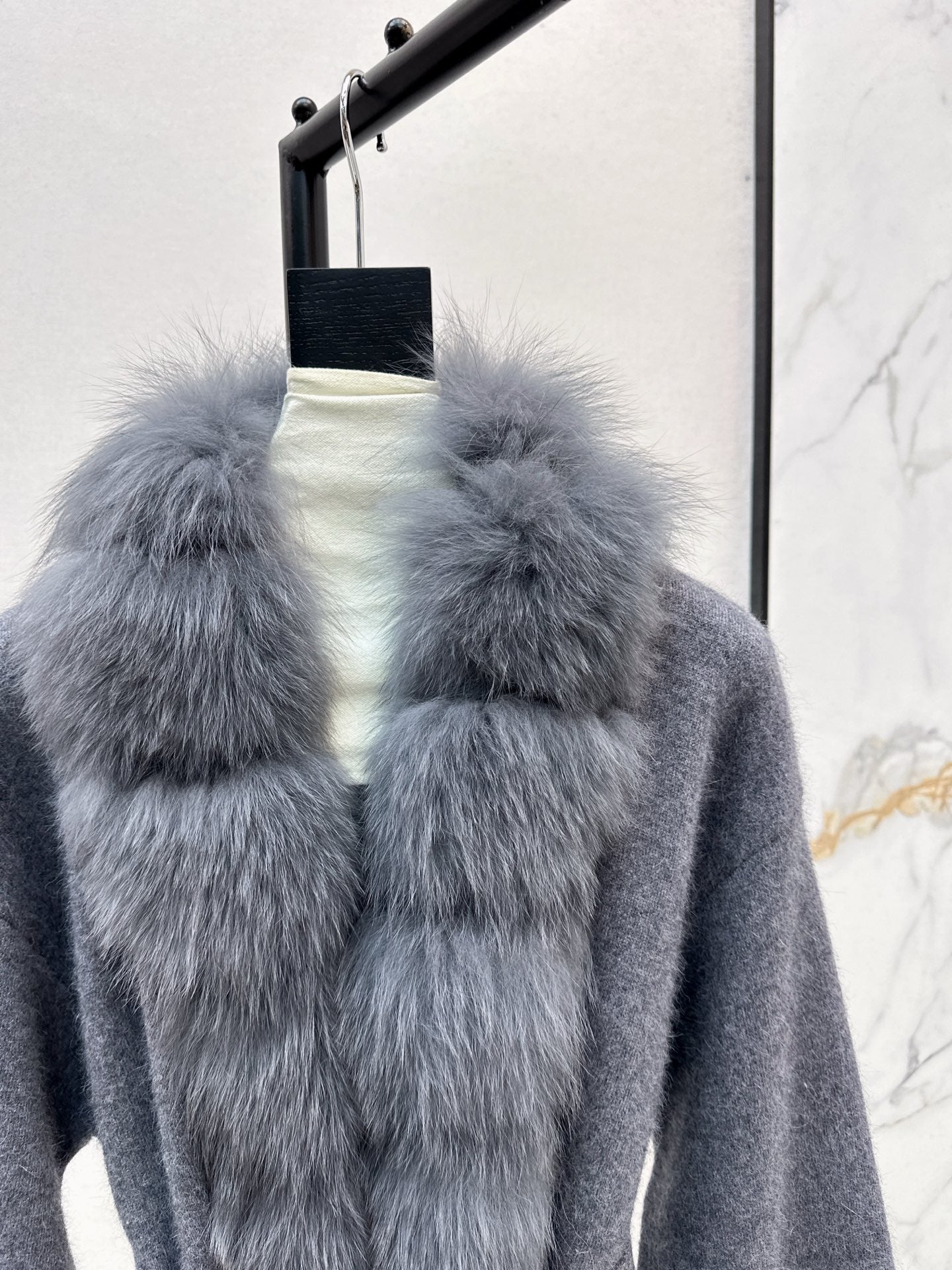 Fen 25 New Fox Fur Trimmed Knitted Jacket(BROWN/WHITE/GRAY)