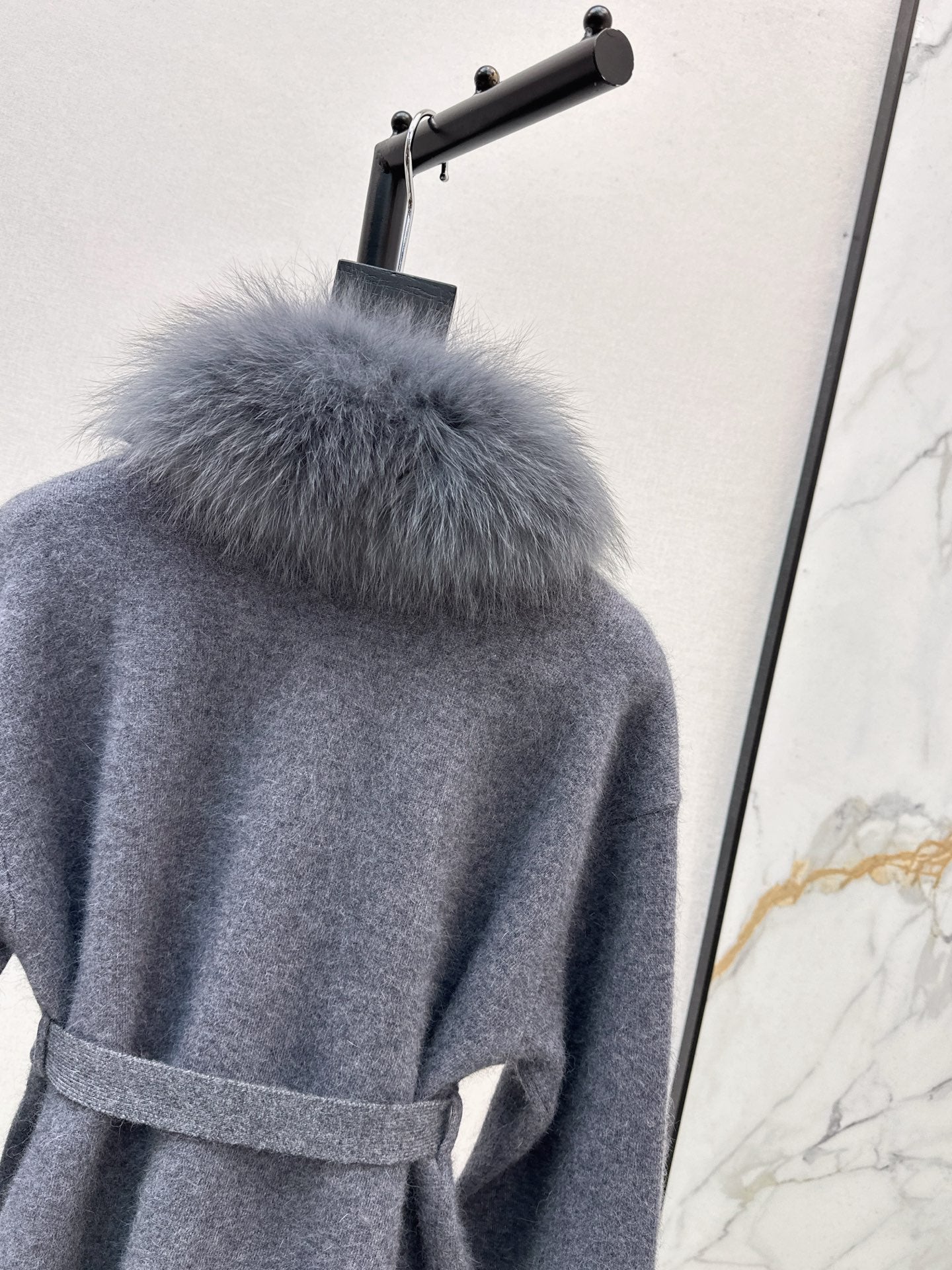 Fen 25 New Fox Fur Trimmed Knitted Jacket(BROWN/WHITE/GRAY)