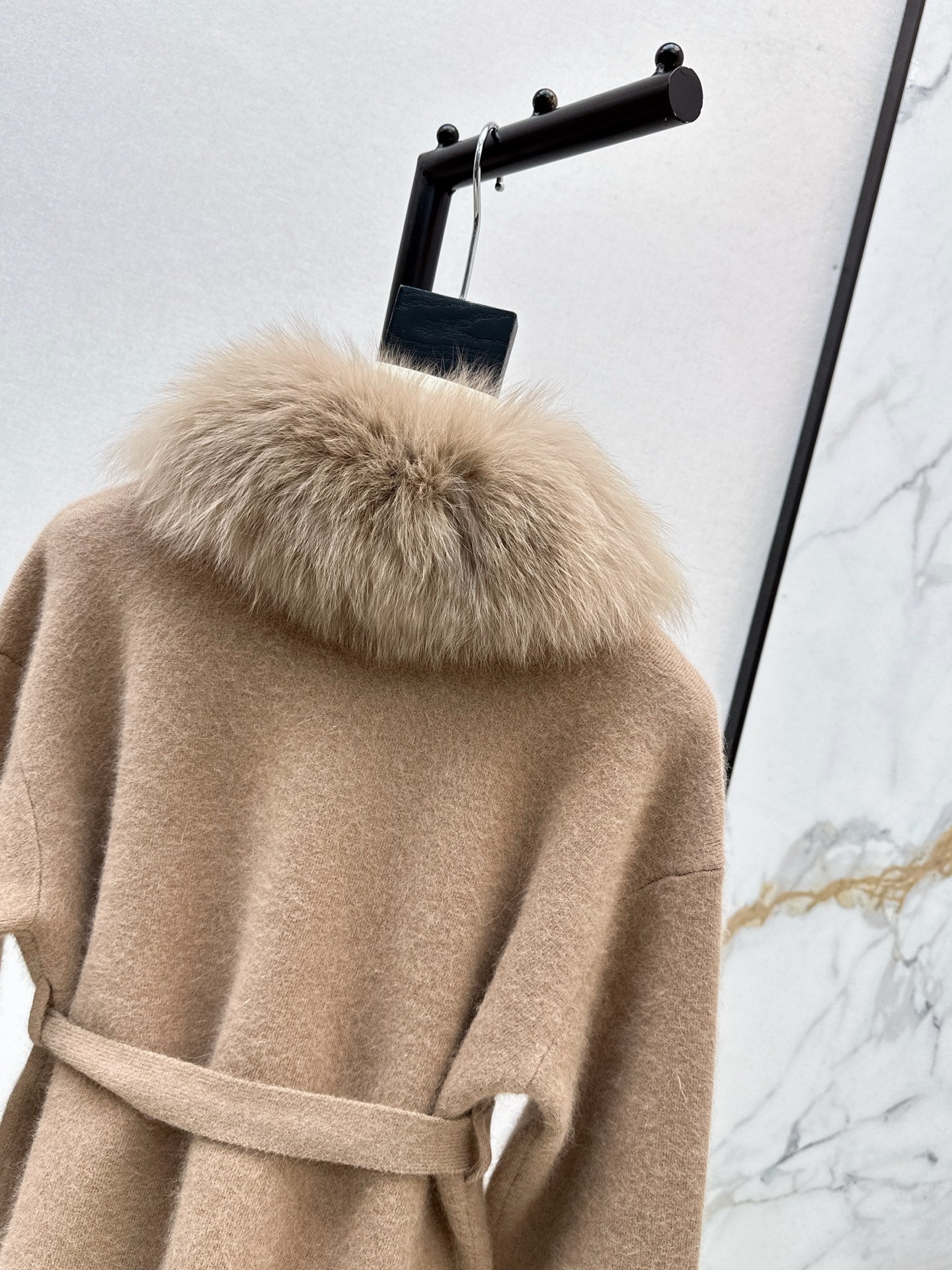 Fen 25 New Fox Fur Trimmed Knitted Jacket(BROWN/WHITE/GRAY)