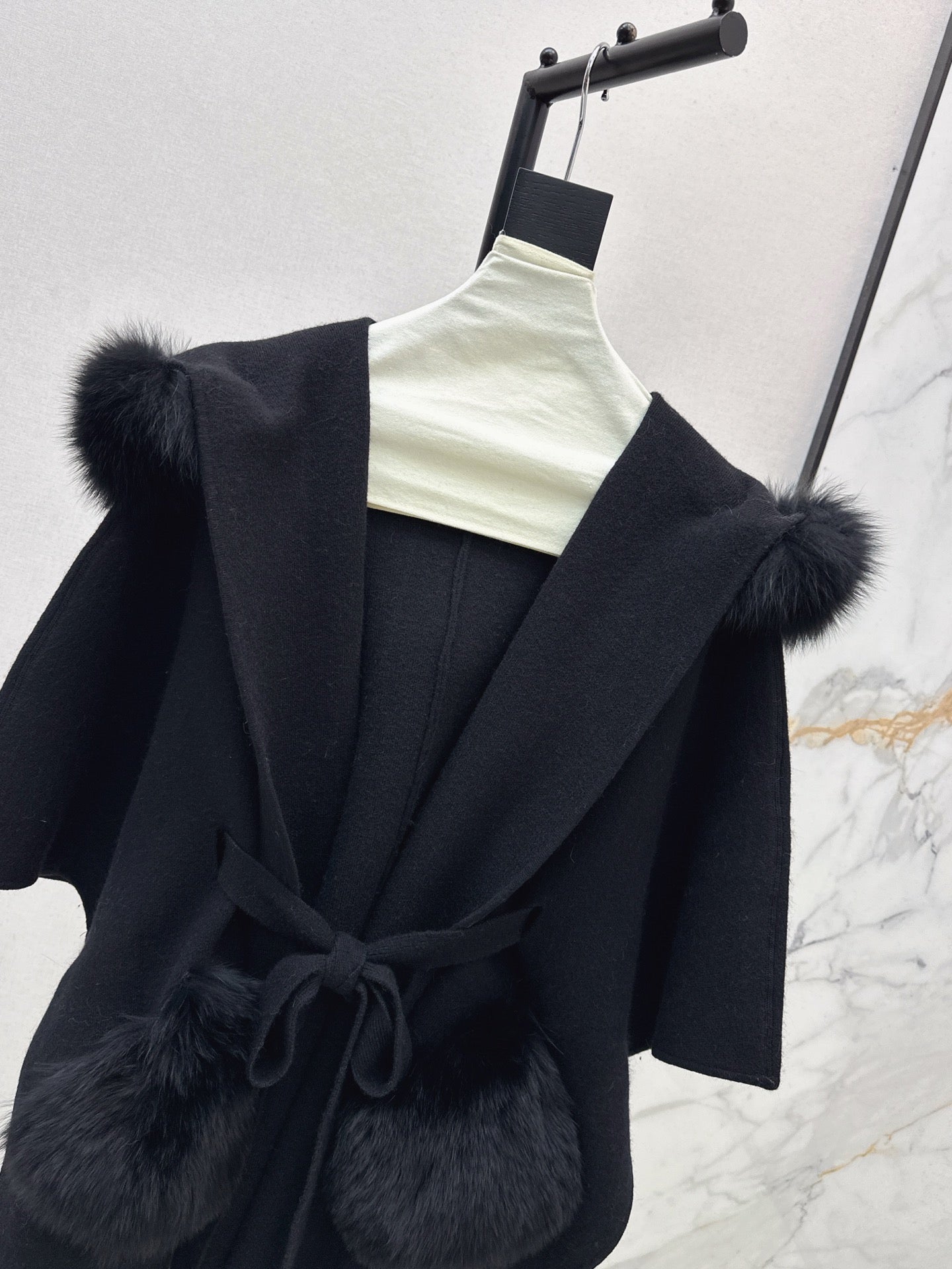 Fen 25 fox fur trim cape coat(BROWN/WHITE/BLACK)