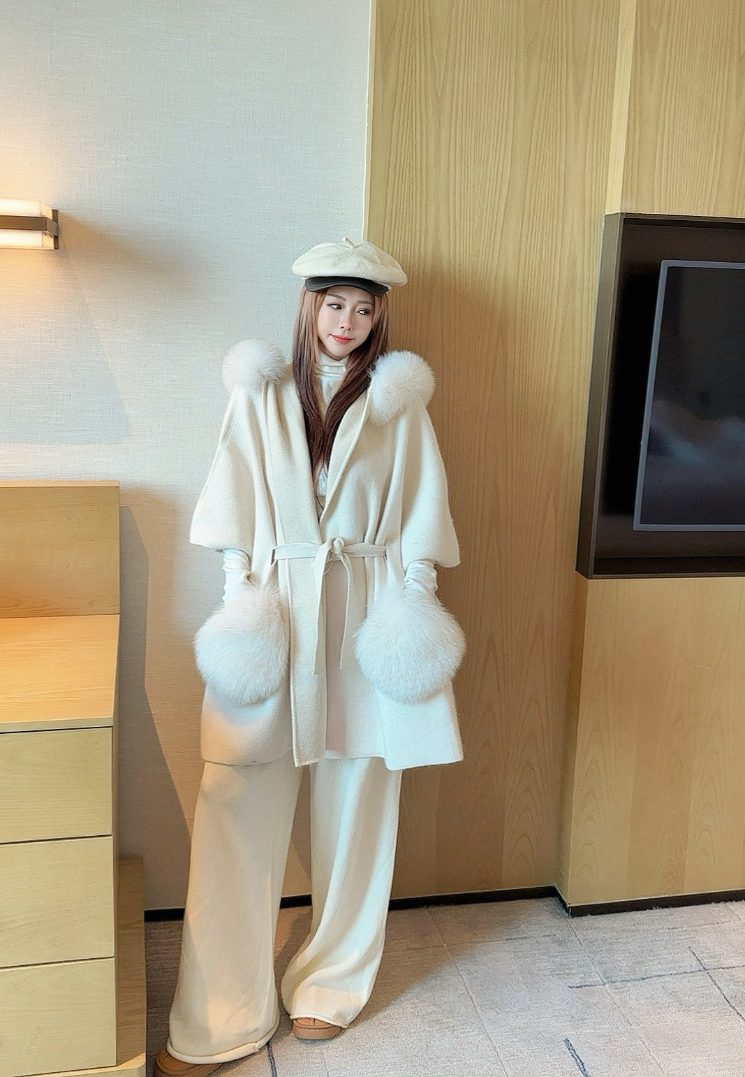 Fen 25 fox fur trim cape coat(BROWN/WHITE/BLACK)