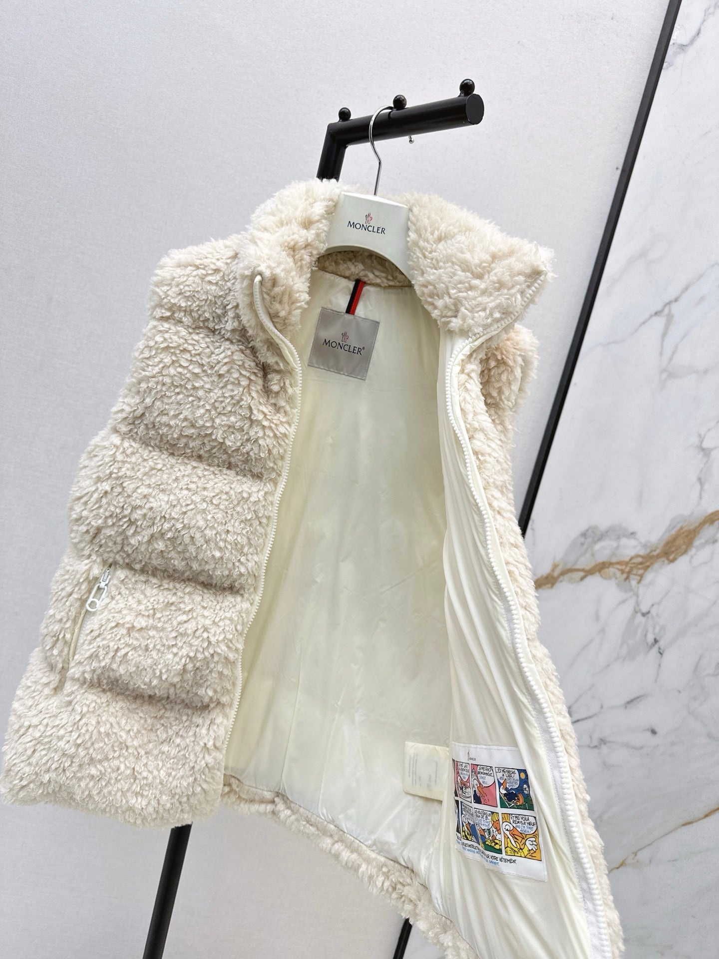 Mon 25 Lambswool down vest jacket(BEIGI/BLACK)