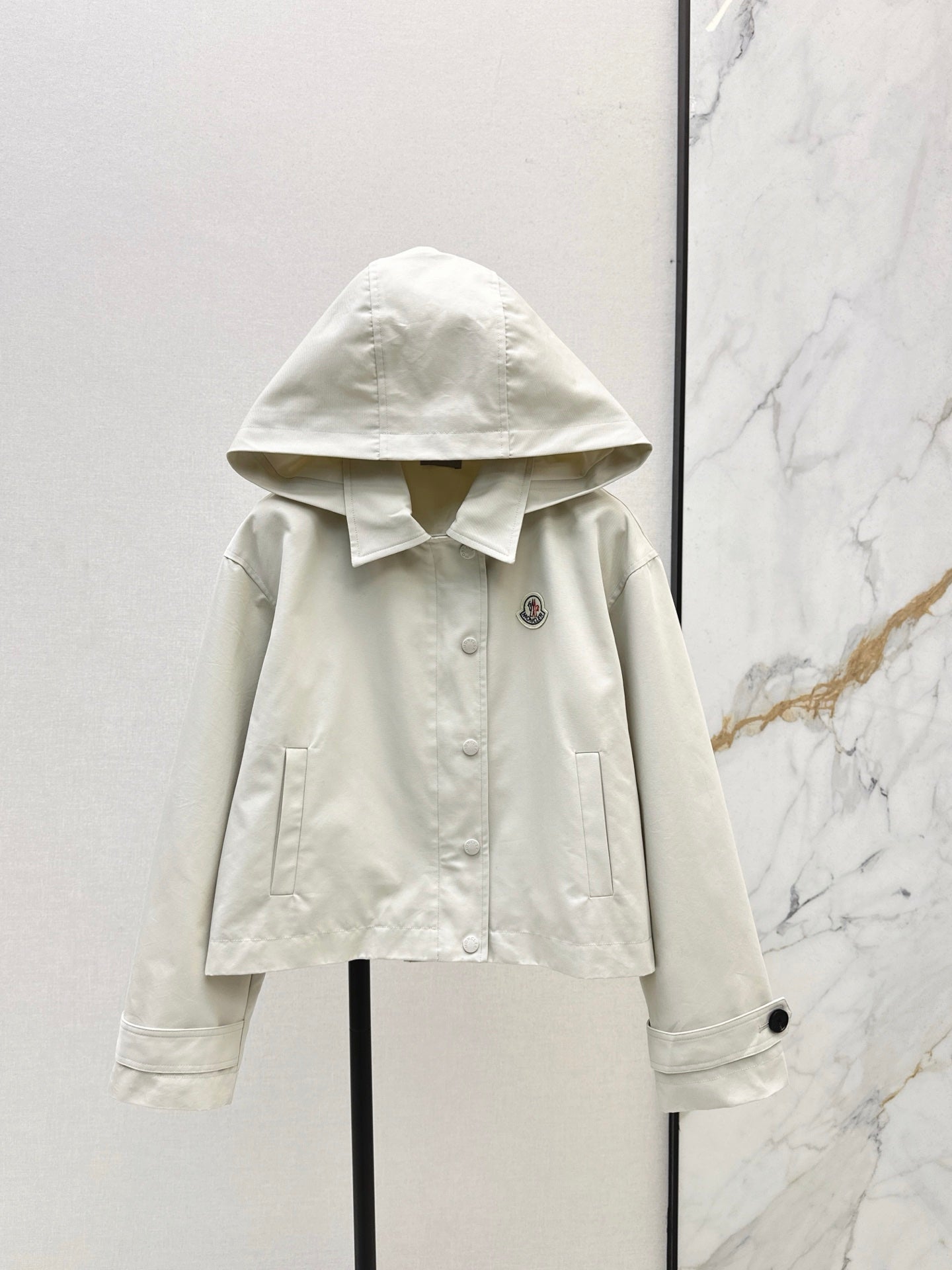 Mon 25 New hooded windbreaker jacket(BEIGI/BLACK)