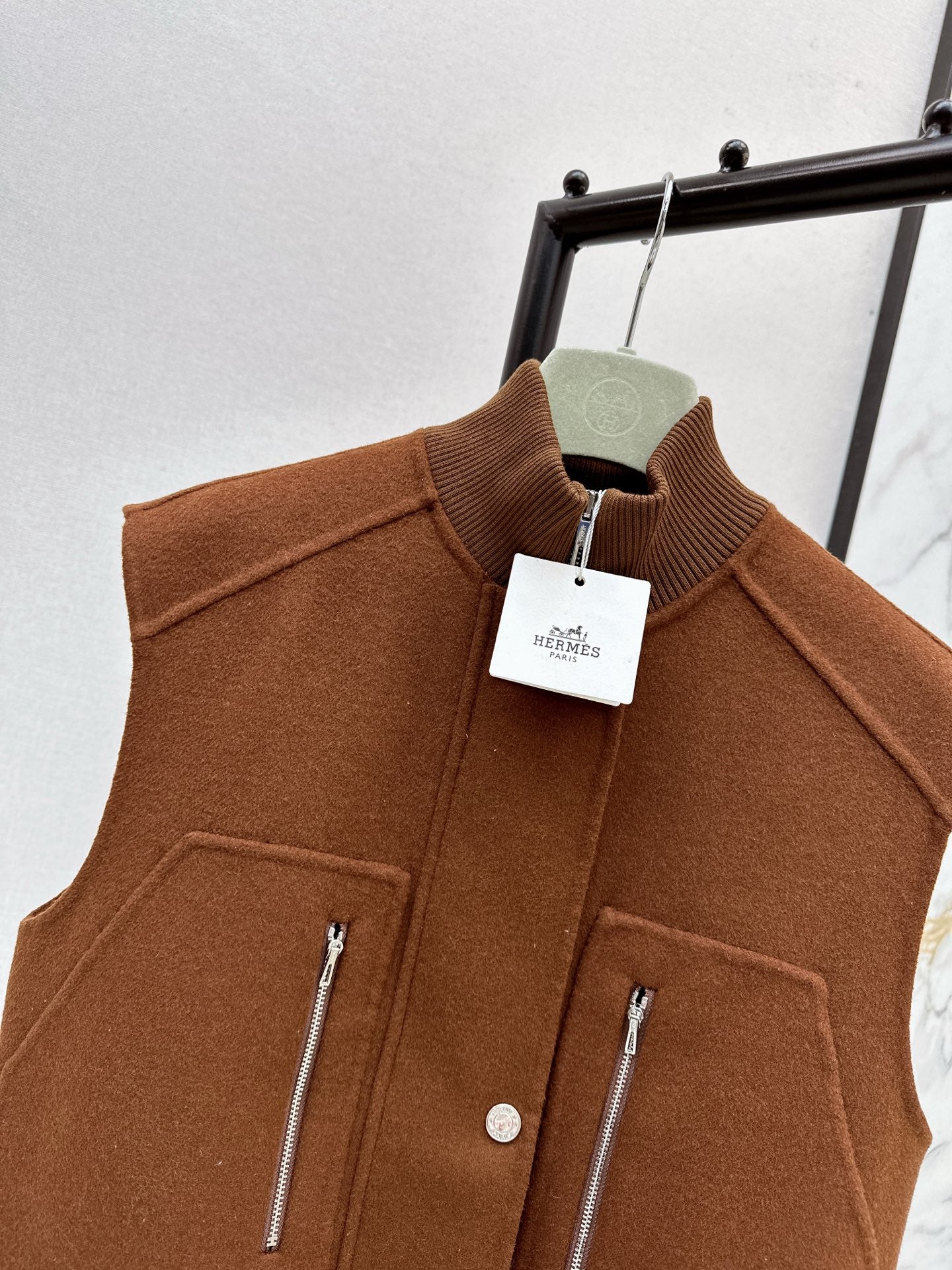 He 25 Wool double-faced vest jacket