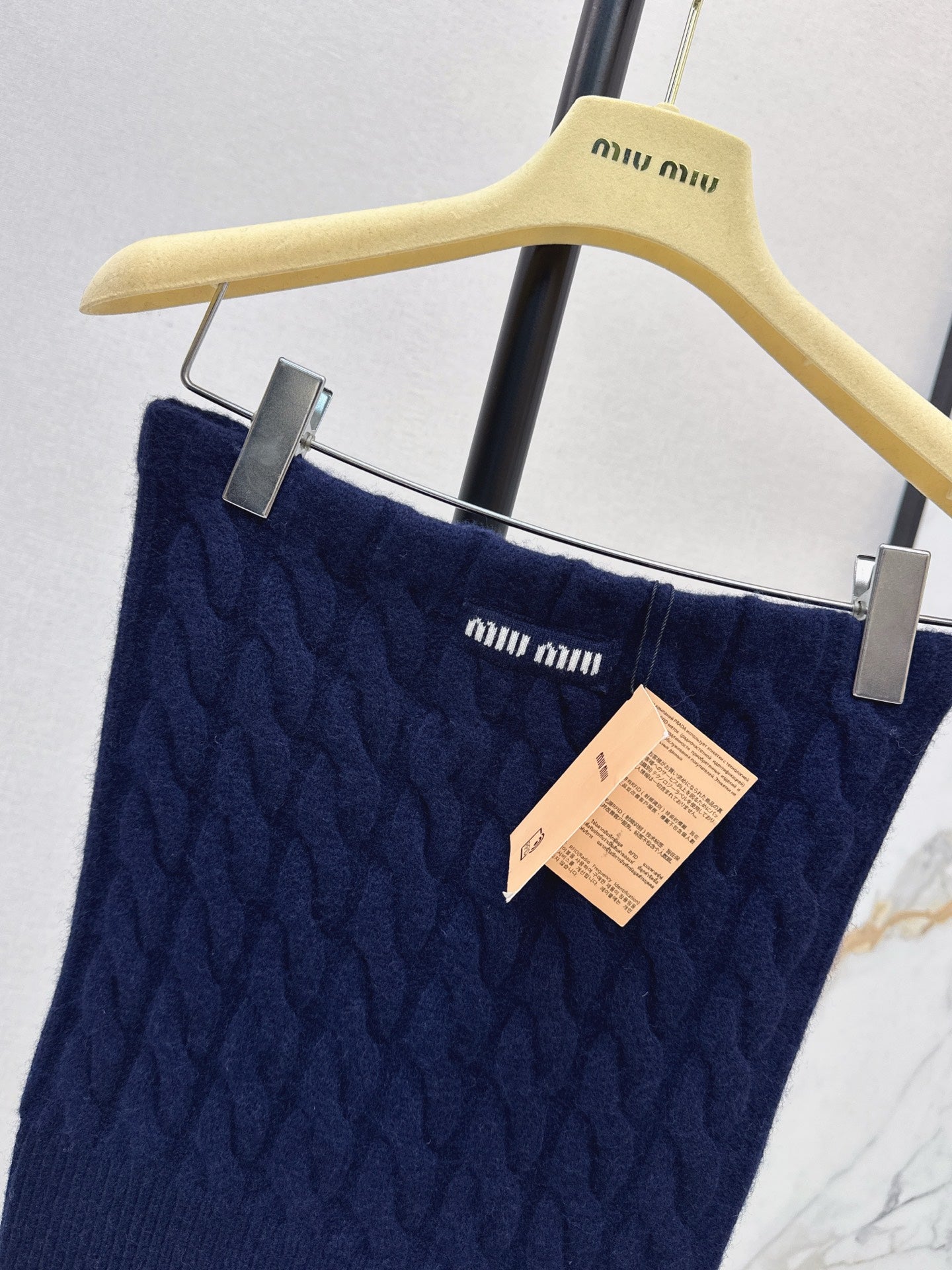 Mi 25 Cable Knit Tube Top
