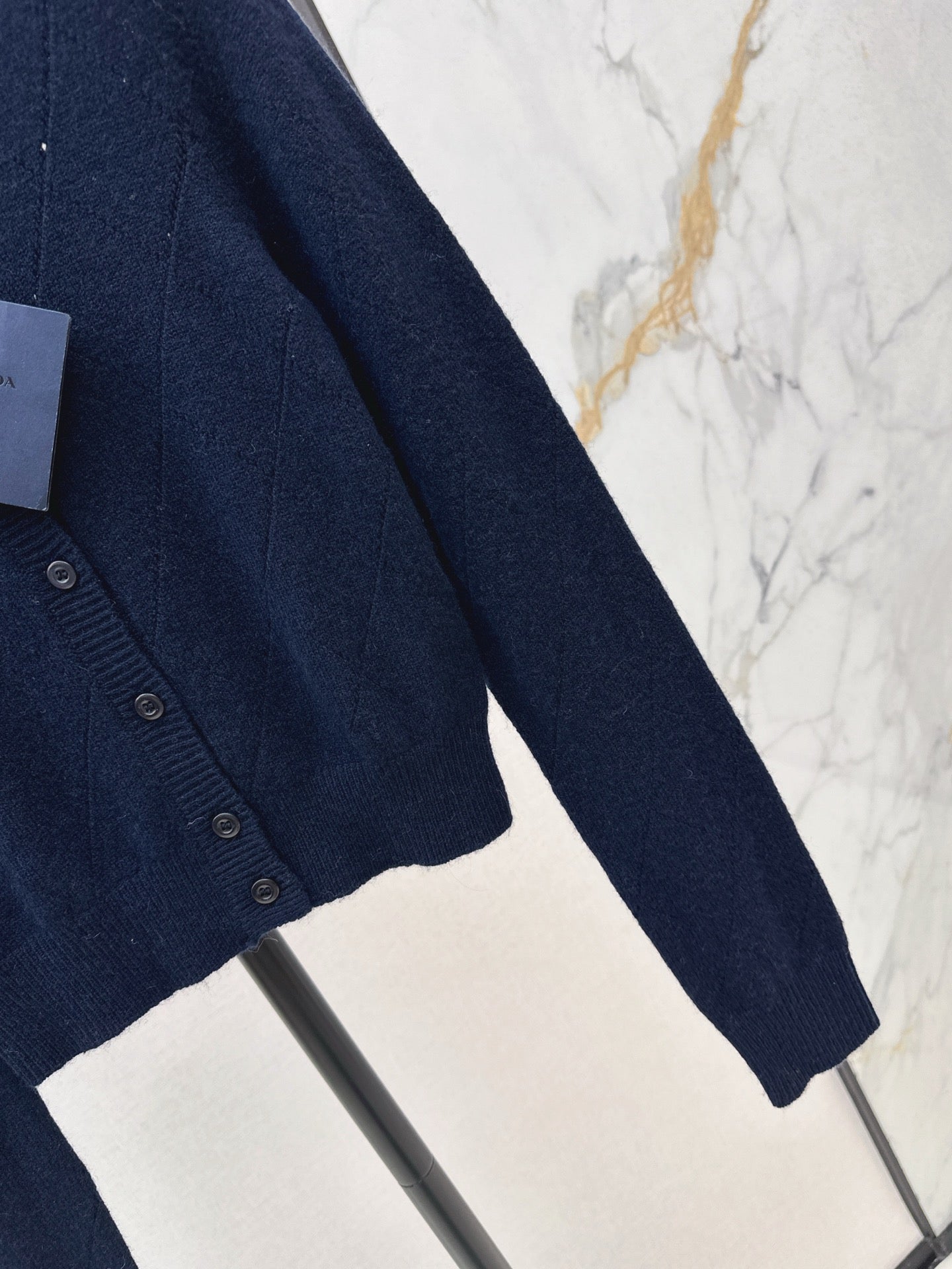 Mi 25 Diagonal zipper lapel knitted cashmere sweater