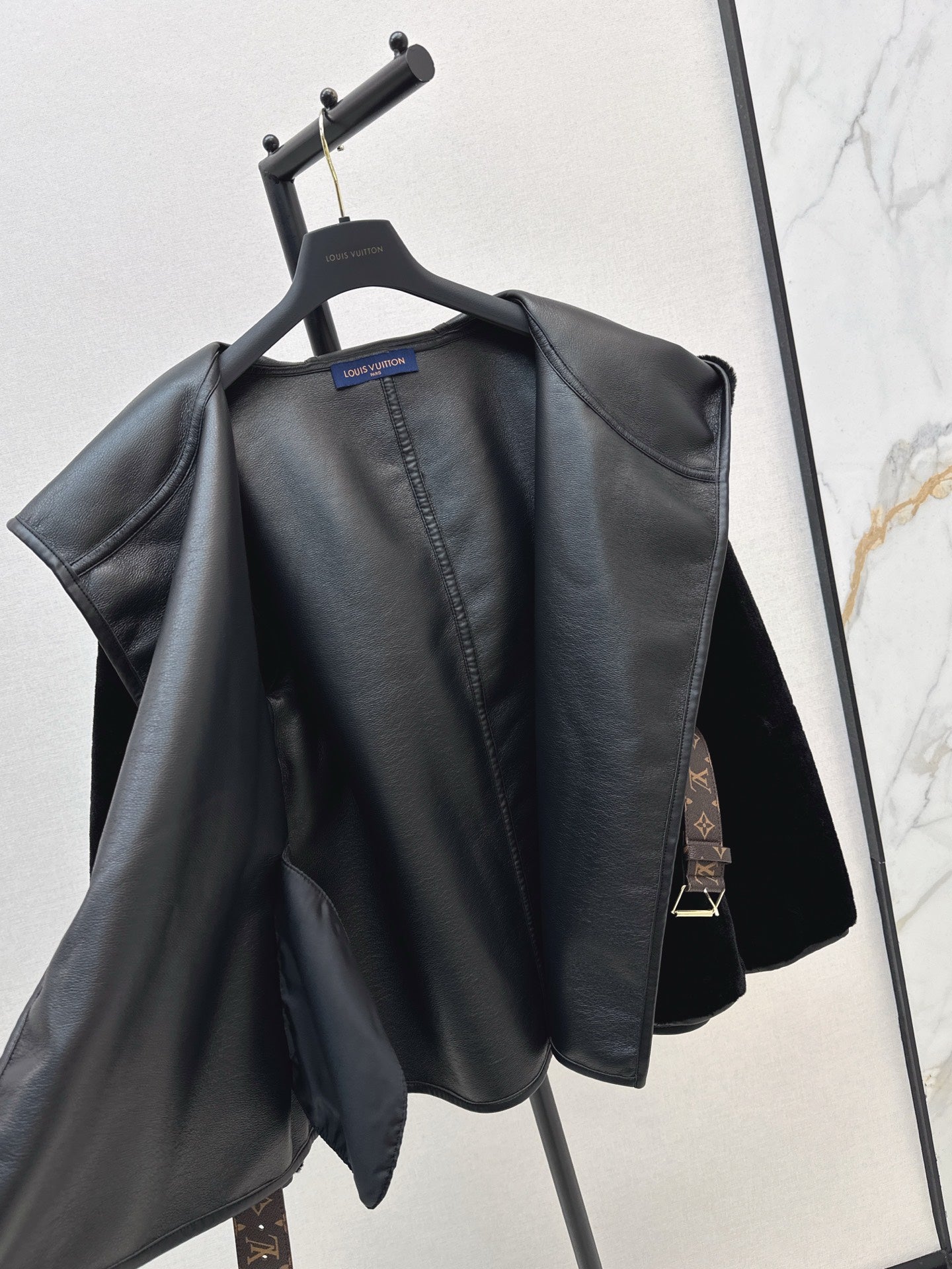 L 25 New fur wrap short coat