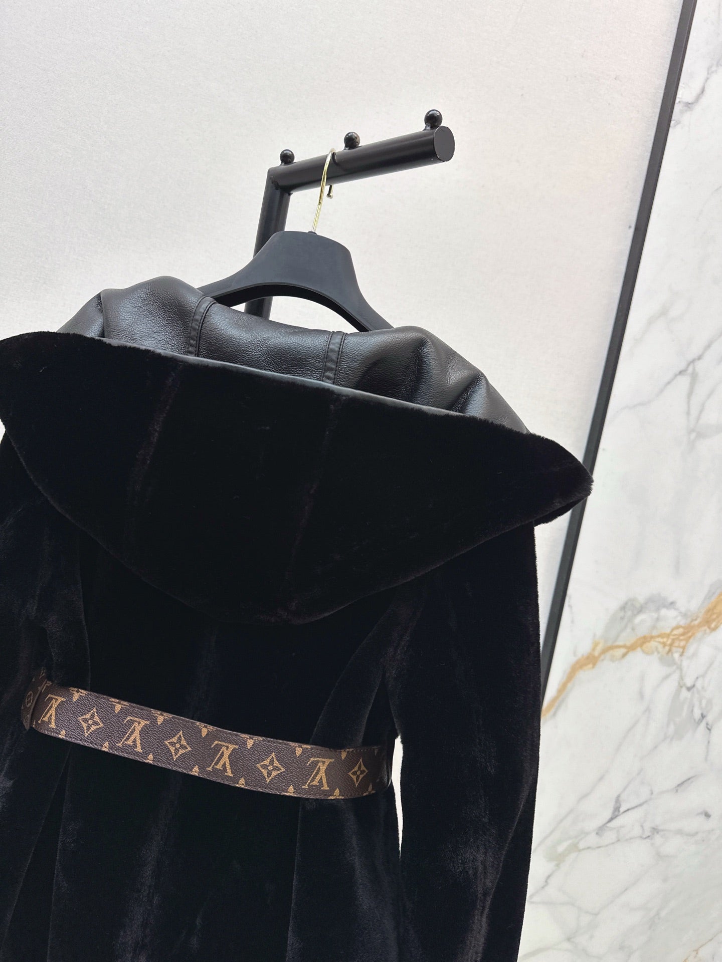 L 25 New fur wrap short coat