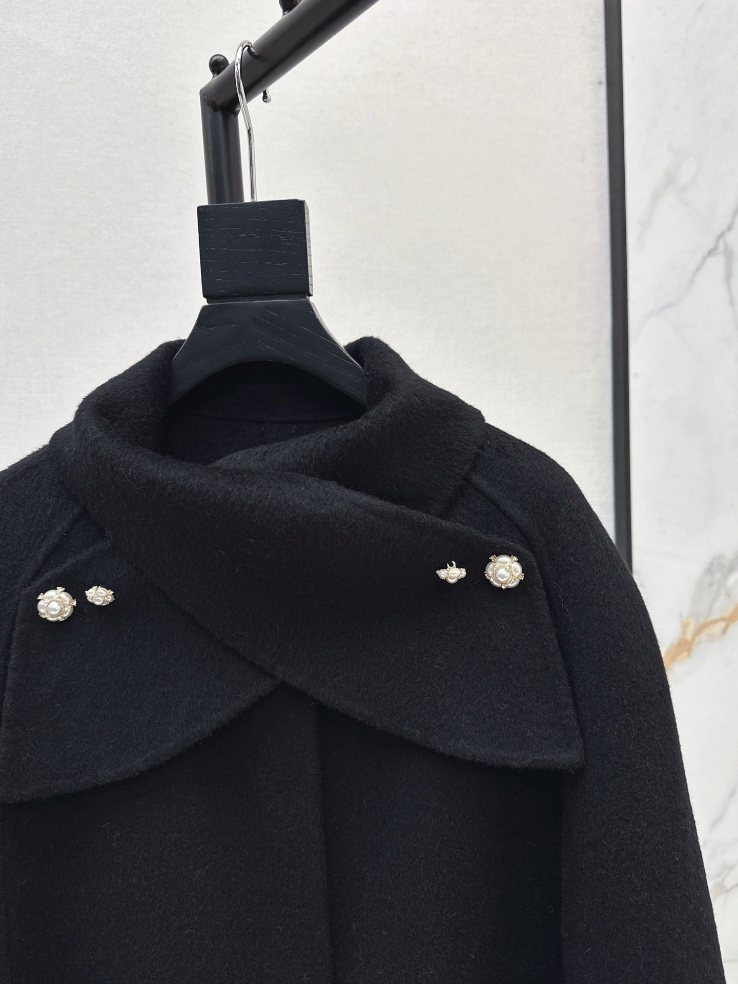 Di 25 Double-faced wool cape coat