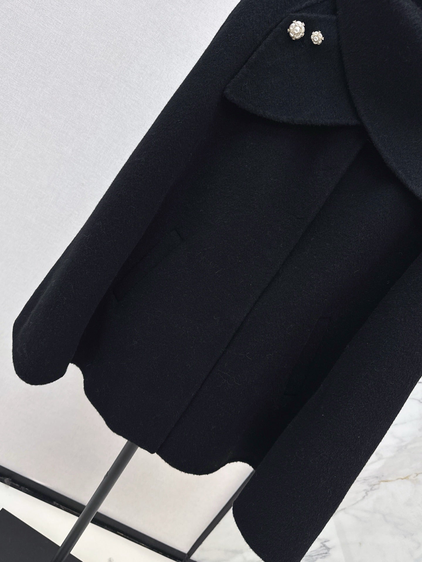 Di 25 Double-faced wool cape coat