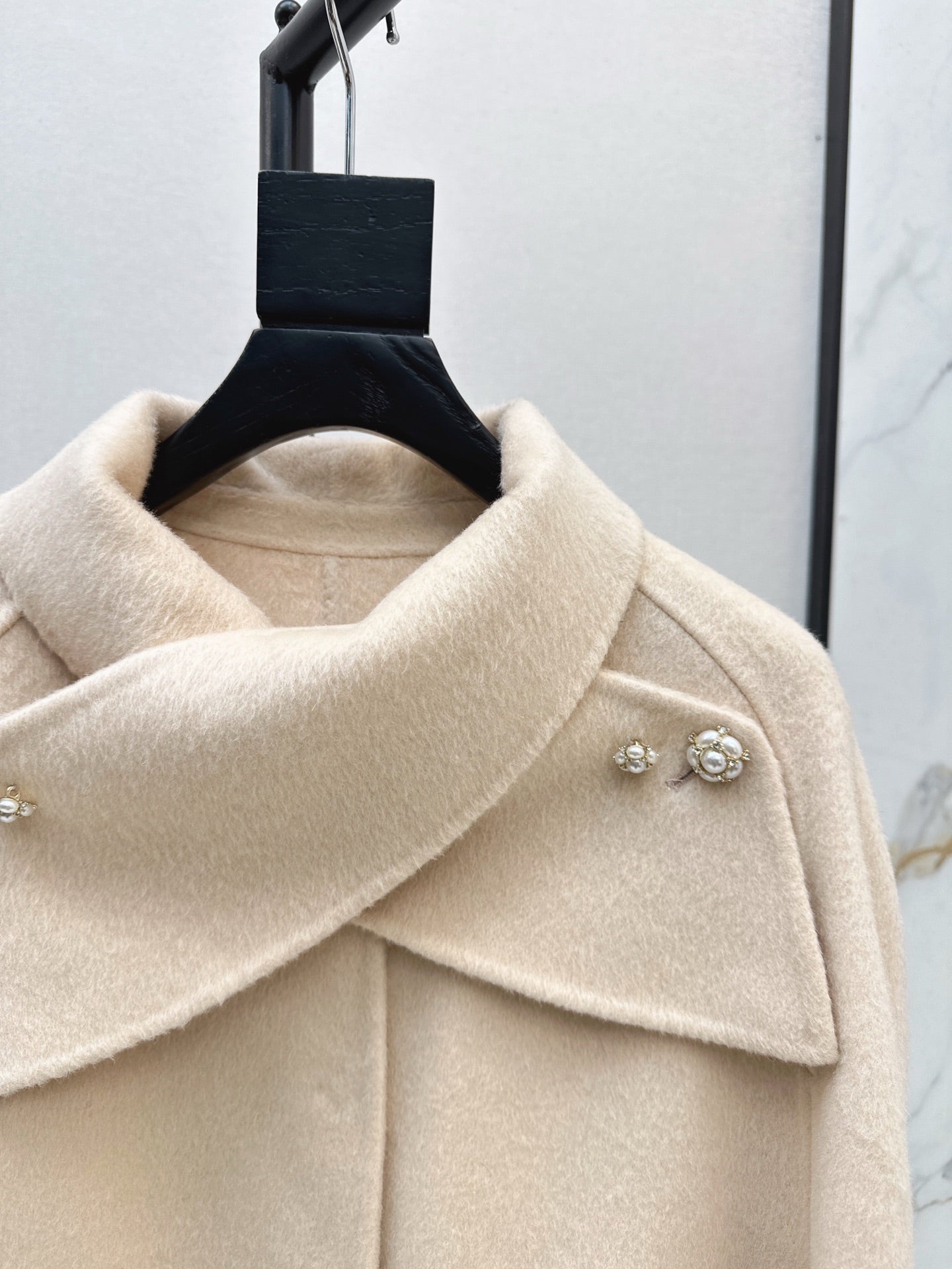 Di 25 Double-faced wool cape coat