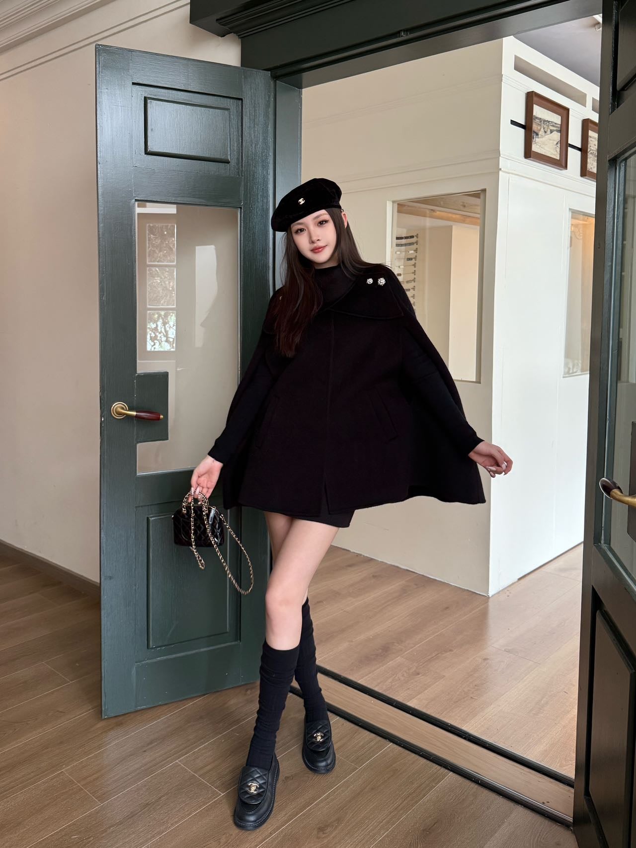 Di 25 Double-faced wool cape coat