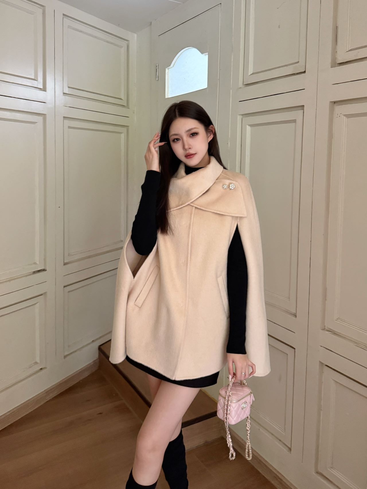Di 25 Double-faced wool cape coat