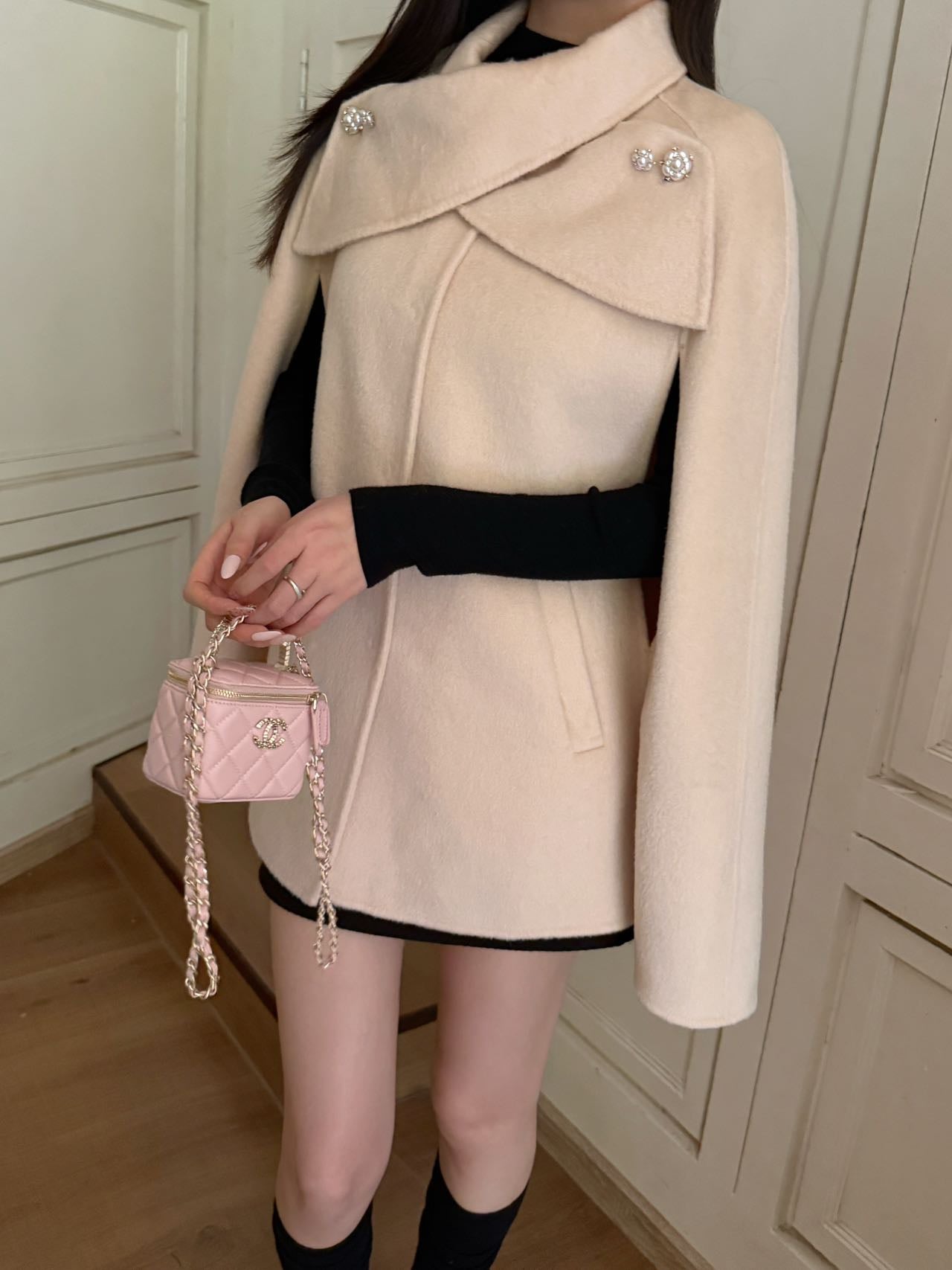 Di 25 Double-faced wool cape coat