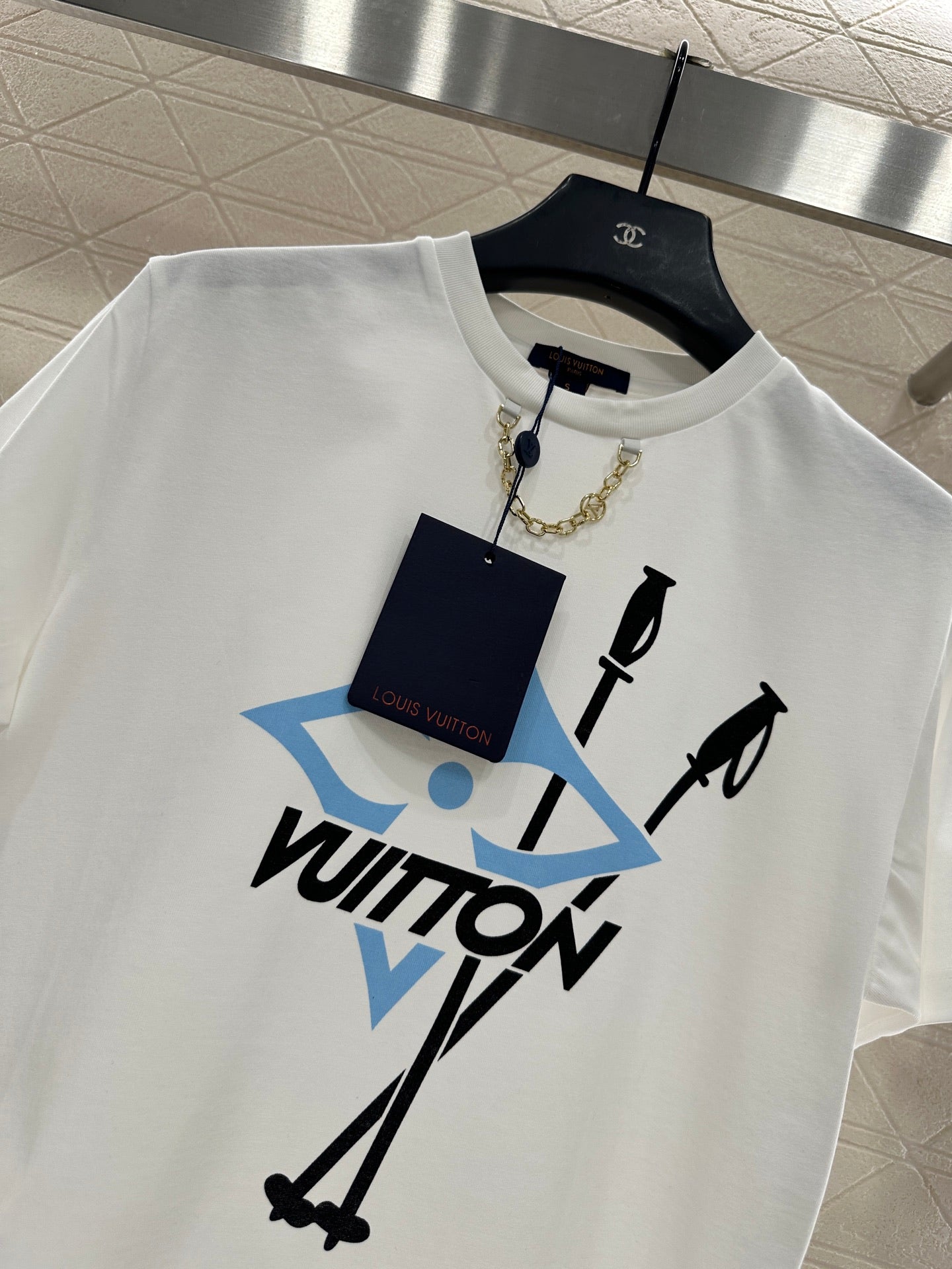 L 25 Chain Print Short Sleeves