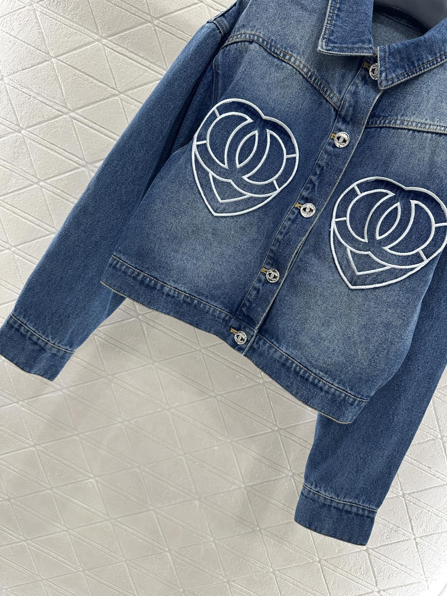 C 25 Heart logo denim jacket