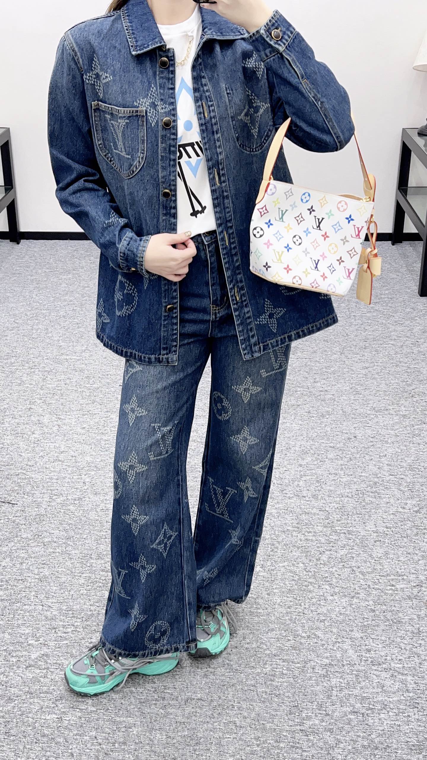 L 25 Laser printed denim shirt