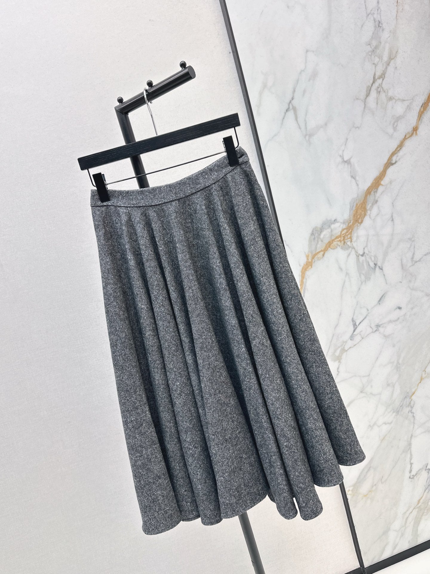 Dol 25 wool skirt