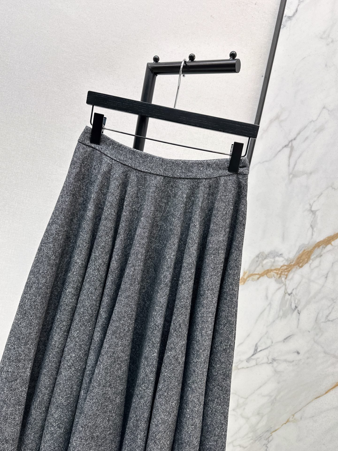 Dol 25 wool skirt