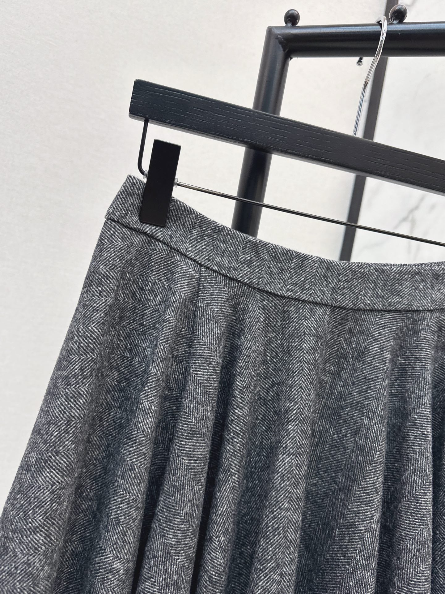 Dol 25 wool skirt