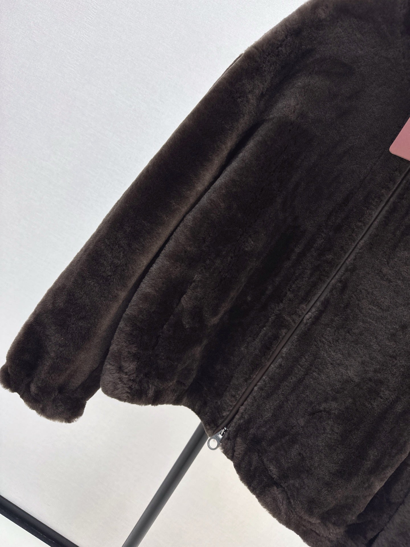 Lor 25 Fur coat with high collar
