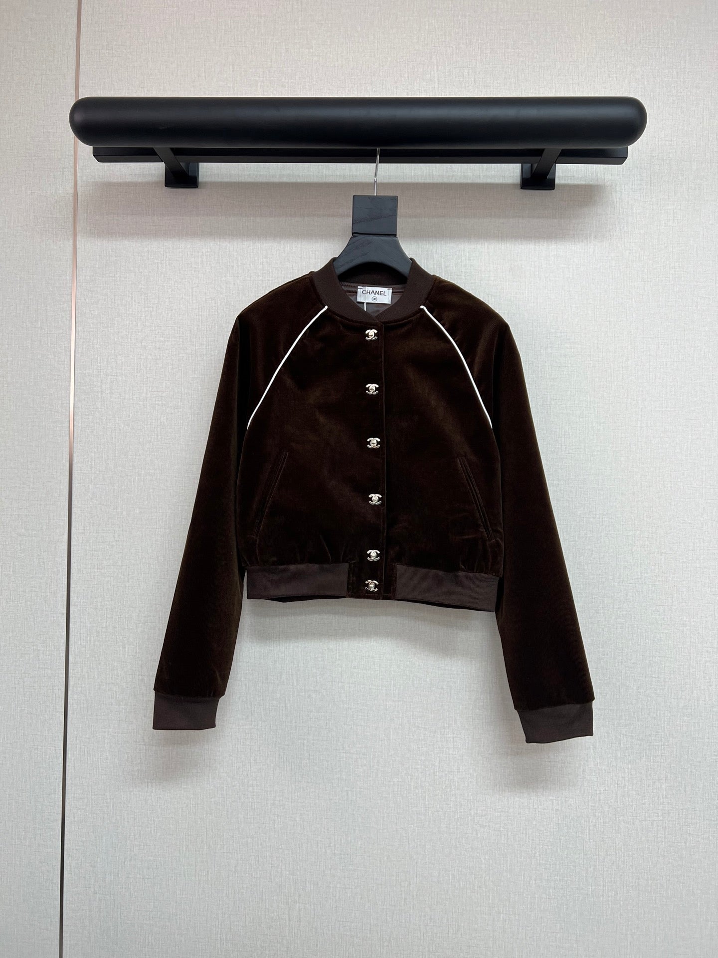C 25 New Corduroy Jackets