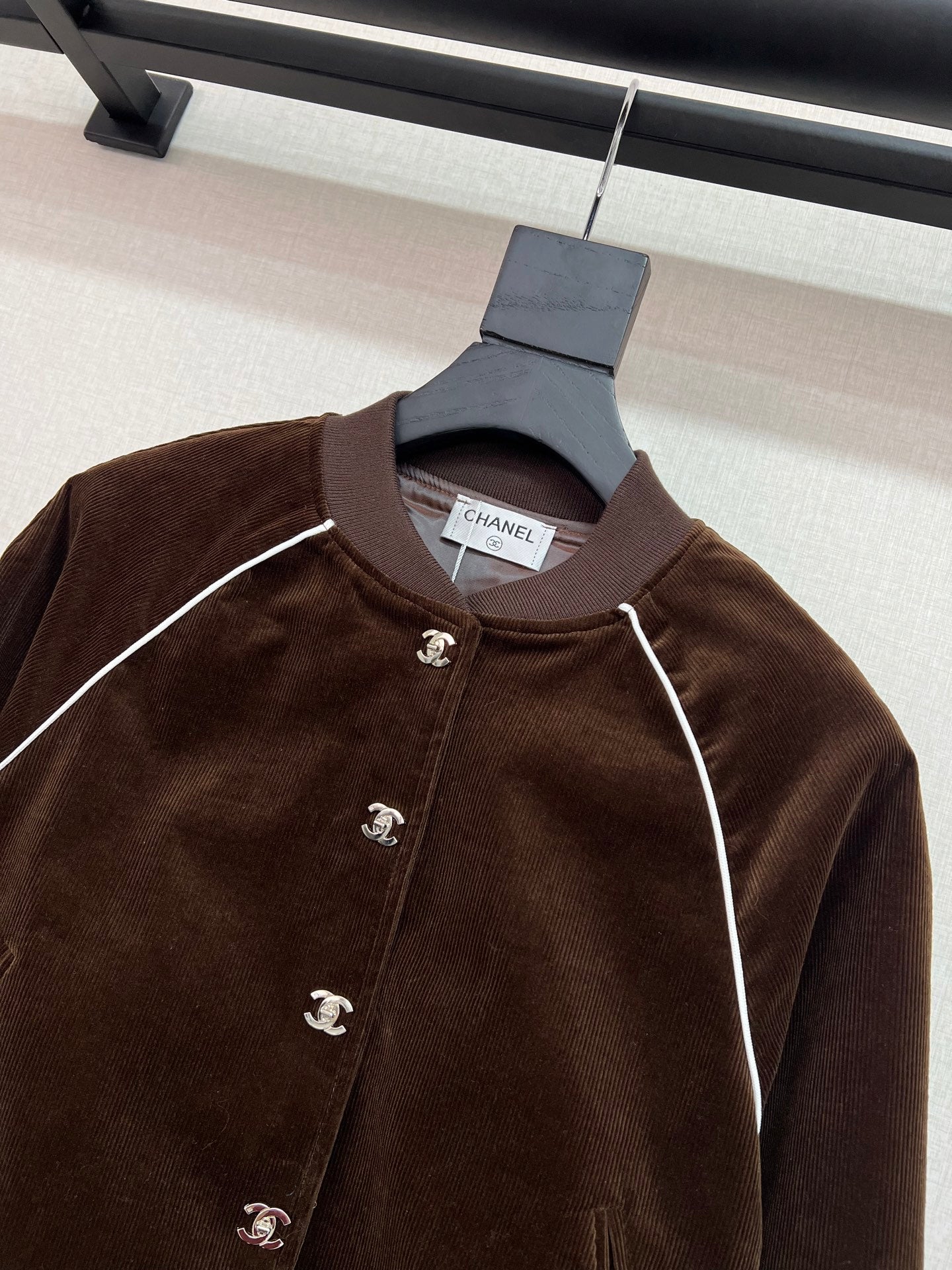 C 25 New Corduroy Jackets