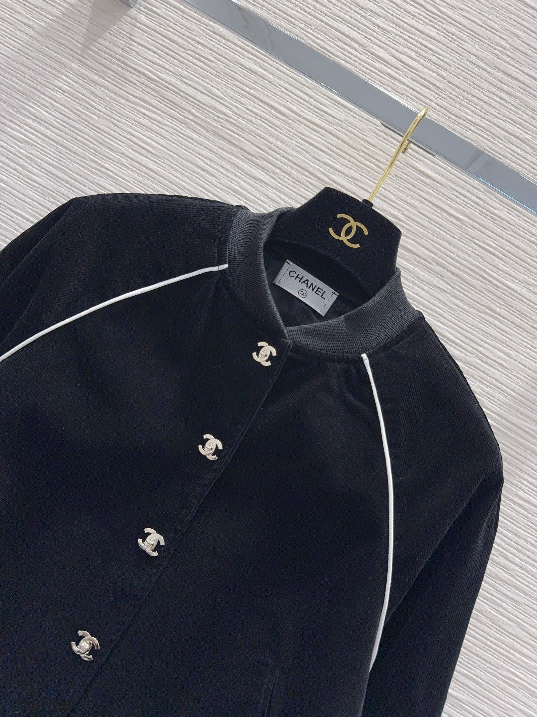 C 25 New Corduroy Jackets