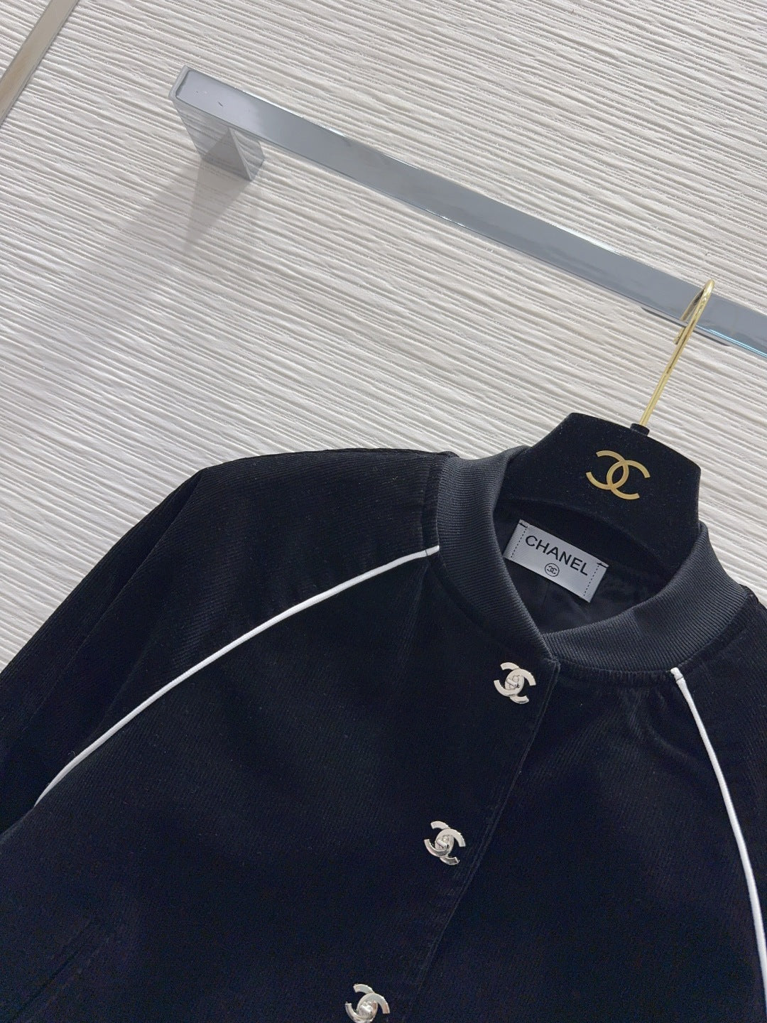 C 25 New Corduroy Jackets