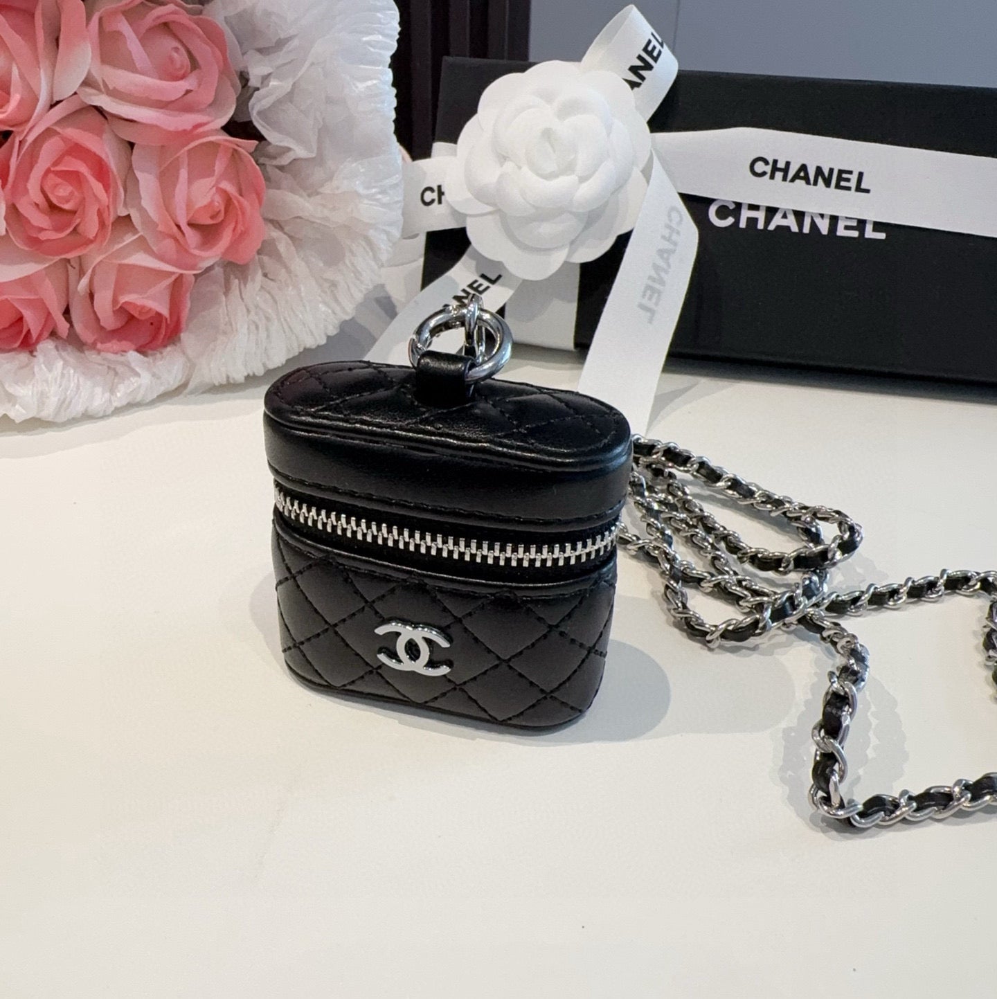 C 25 Mini crossbody earphone bag
