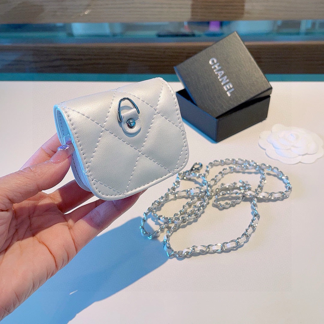 C 25 Classic Lingge Earphone Bag