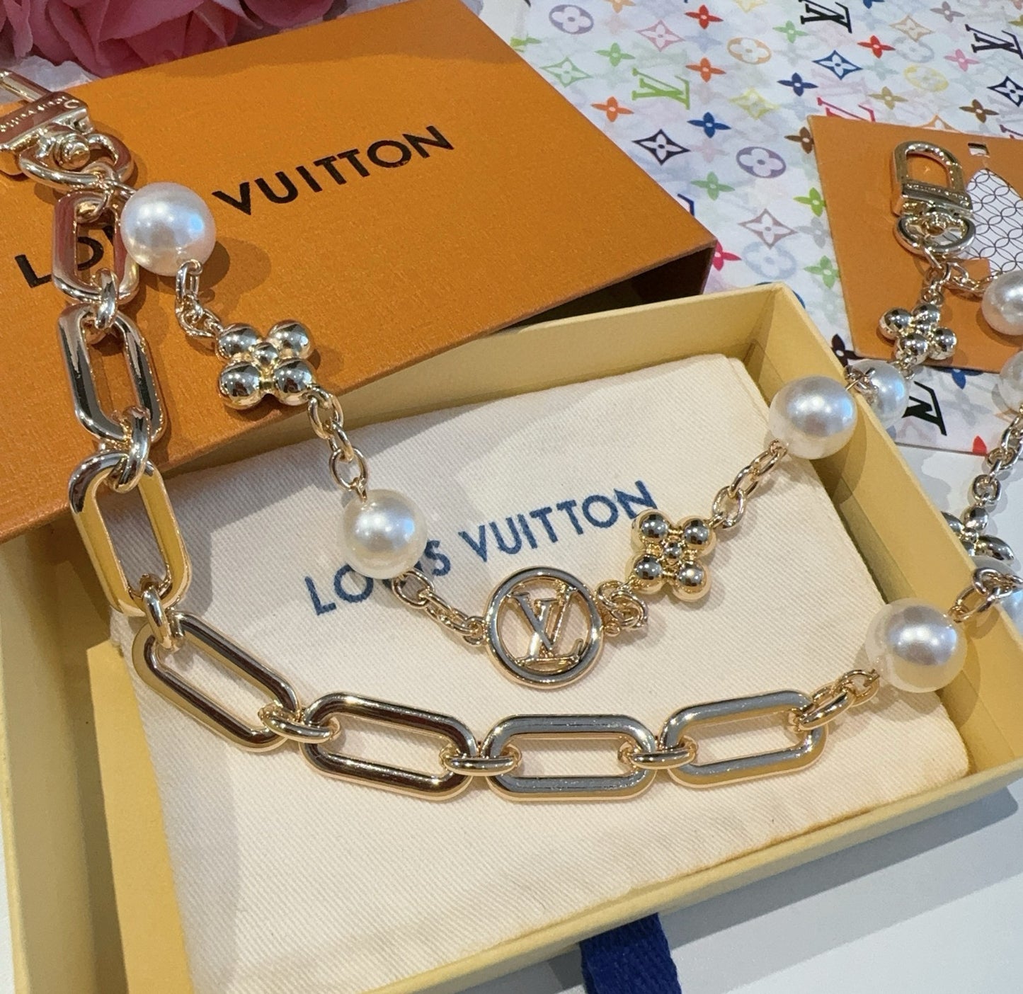 L 25 Keychain bag hanging chain Figaro belt chain