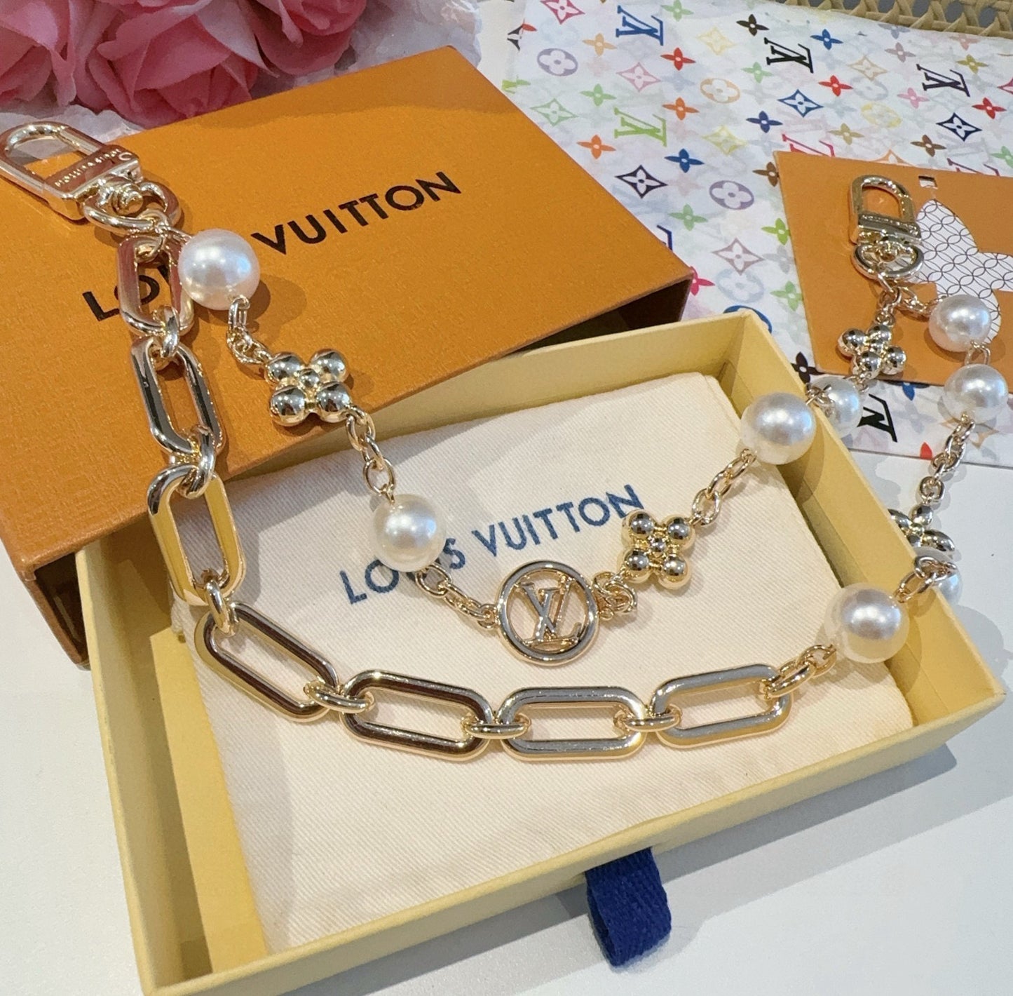L 25 Keychain bag hanging chain Figaro belt chain