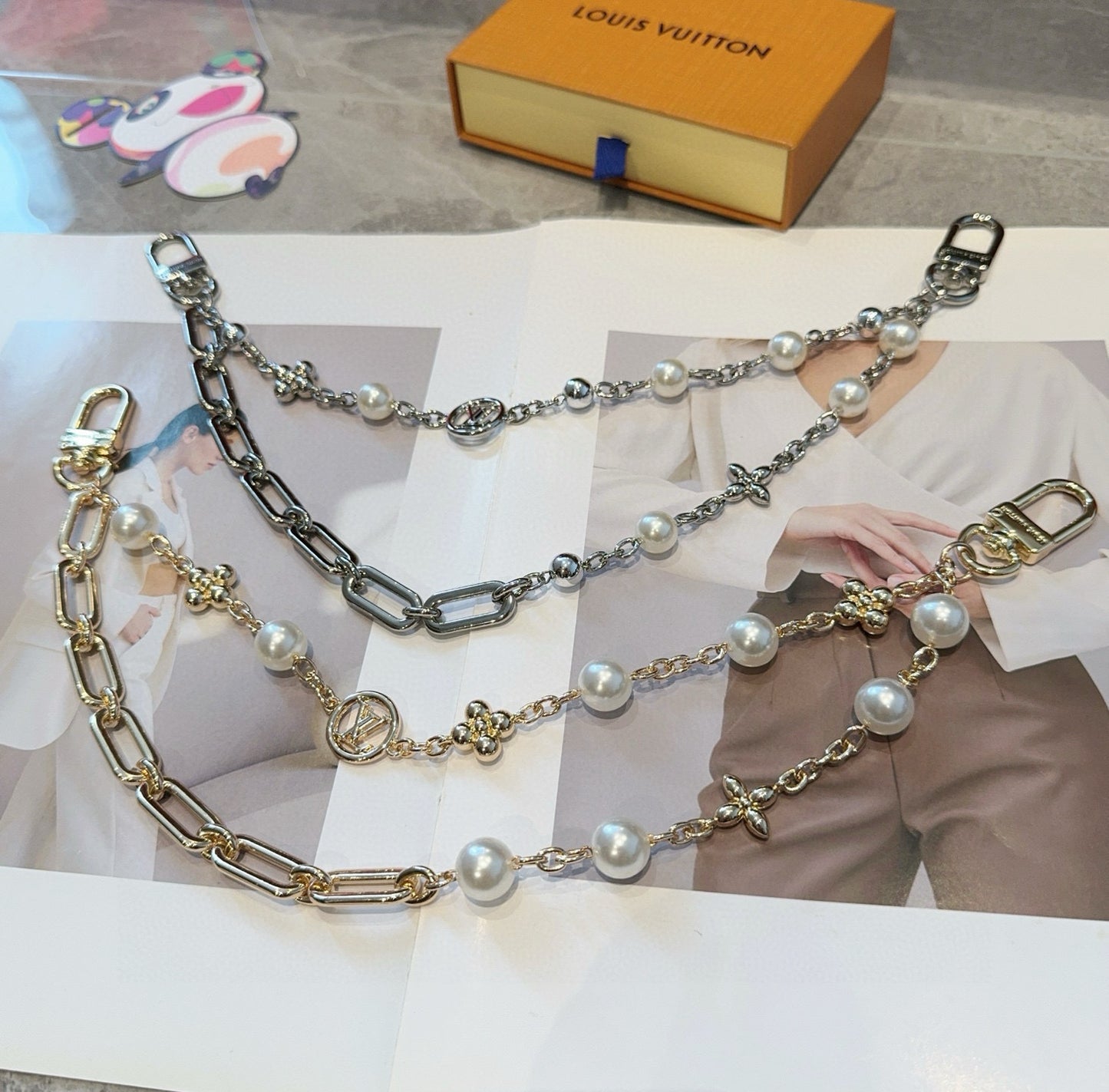L 25 Keychain bag hanging chain Figaro belt chain