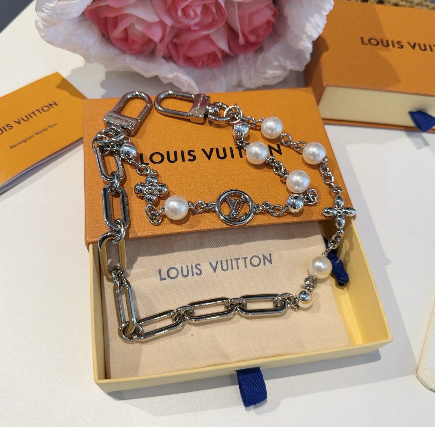 L 25 Keychain bag hanging chain Figaro belt chain