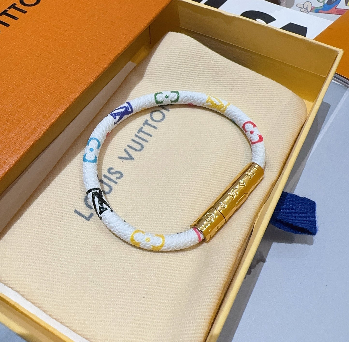 L 25 Vintage leather rope bracelet