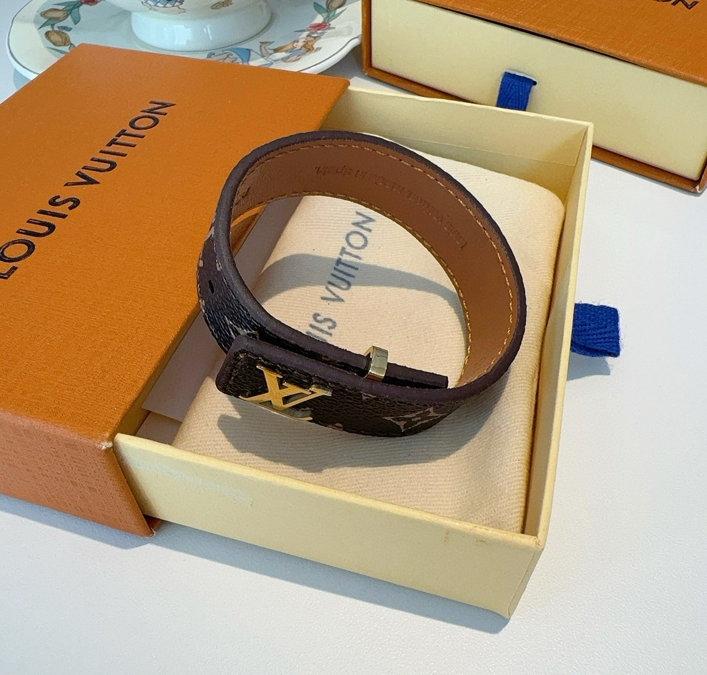 L 25 Vintage leather rope bracelet