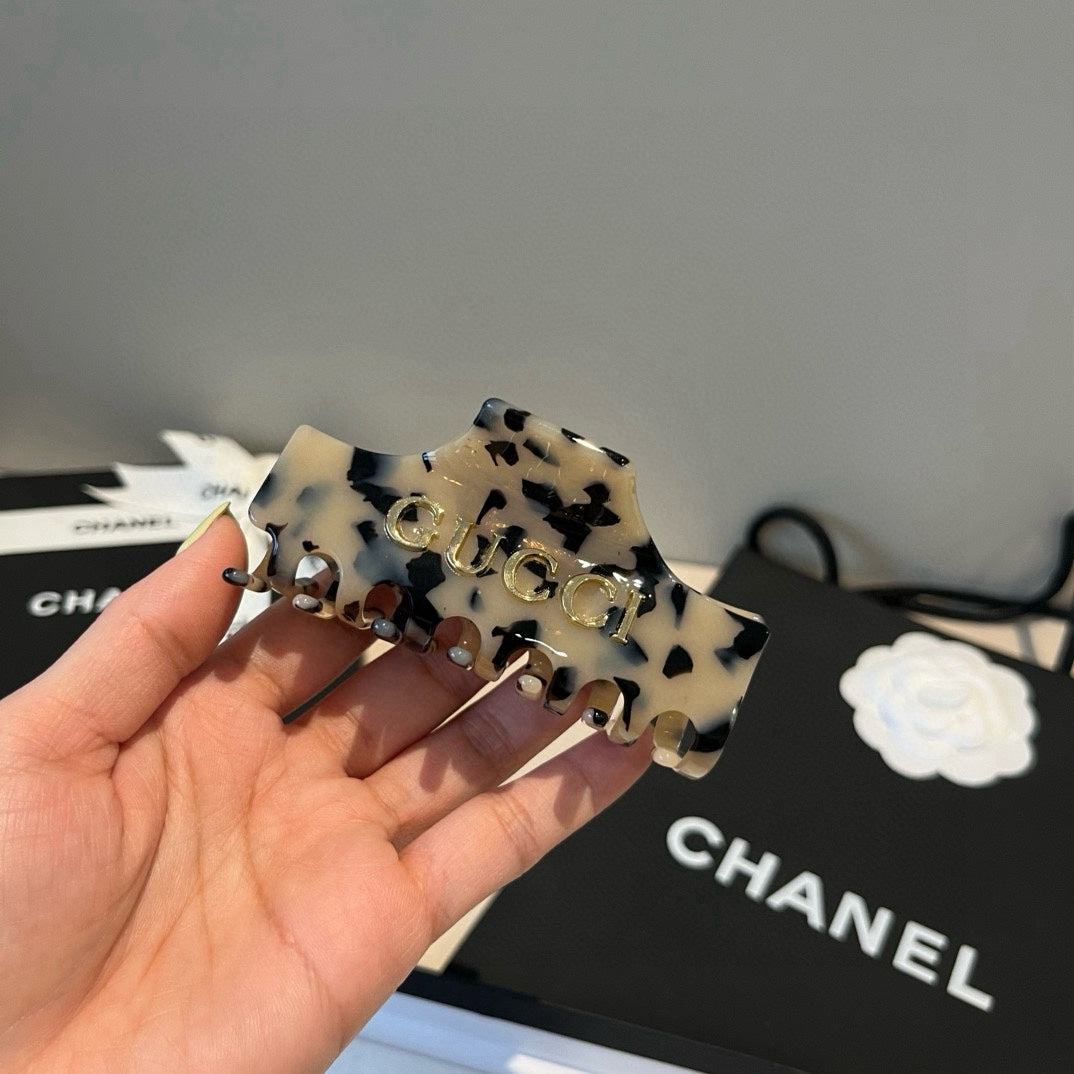 Gu 25 New hair clip