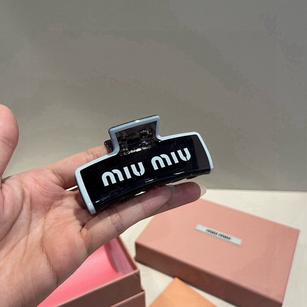 Mi 25 New transparent hair clip