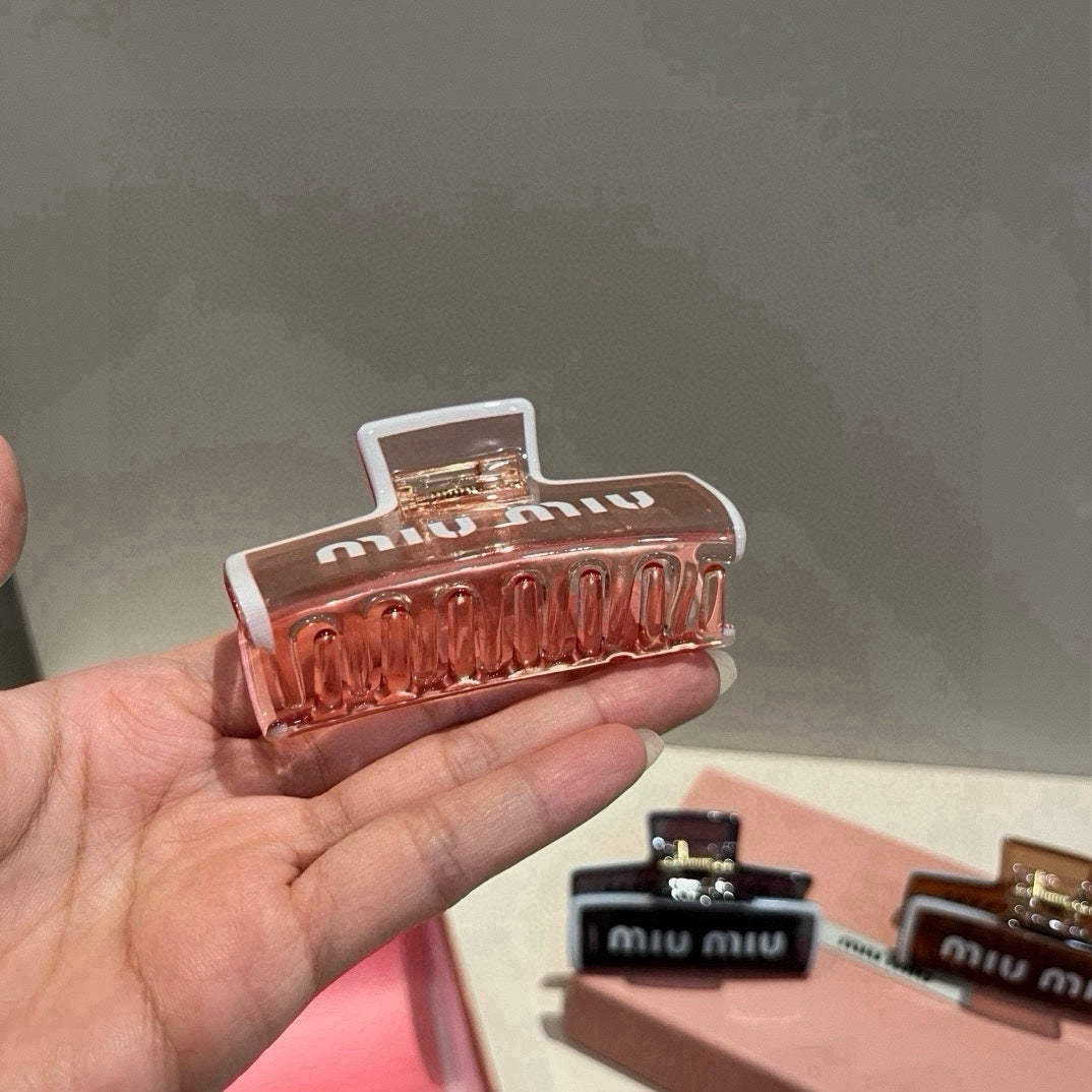 Mi 25 New transparent hair clip